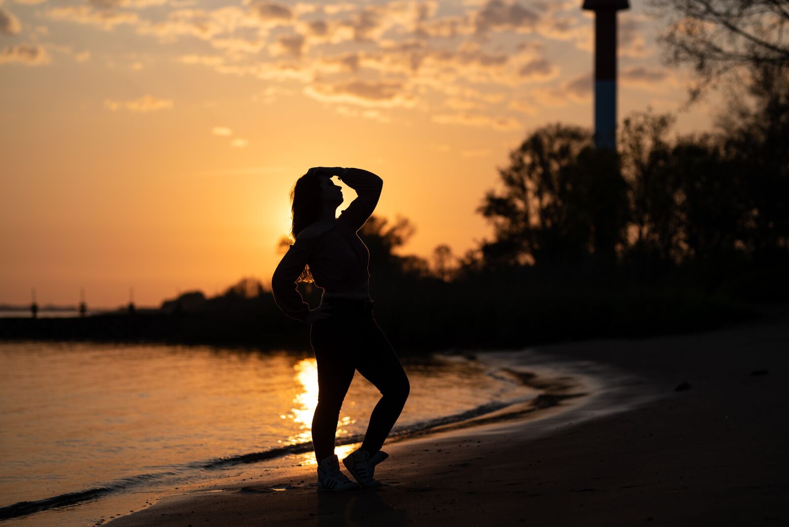 Nikon D750 sample photo. Sunset, beach, woman photography