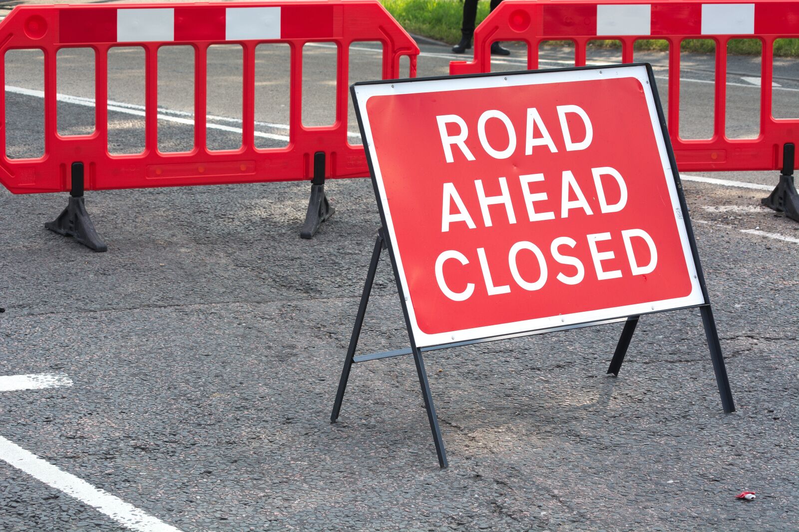 Nikon D7100 sample photo. Road sign, red, warning photography