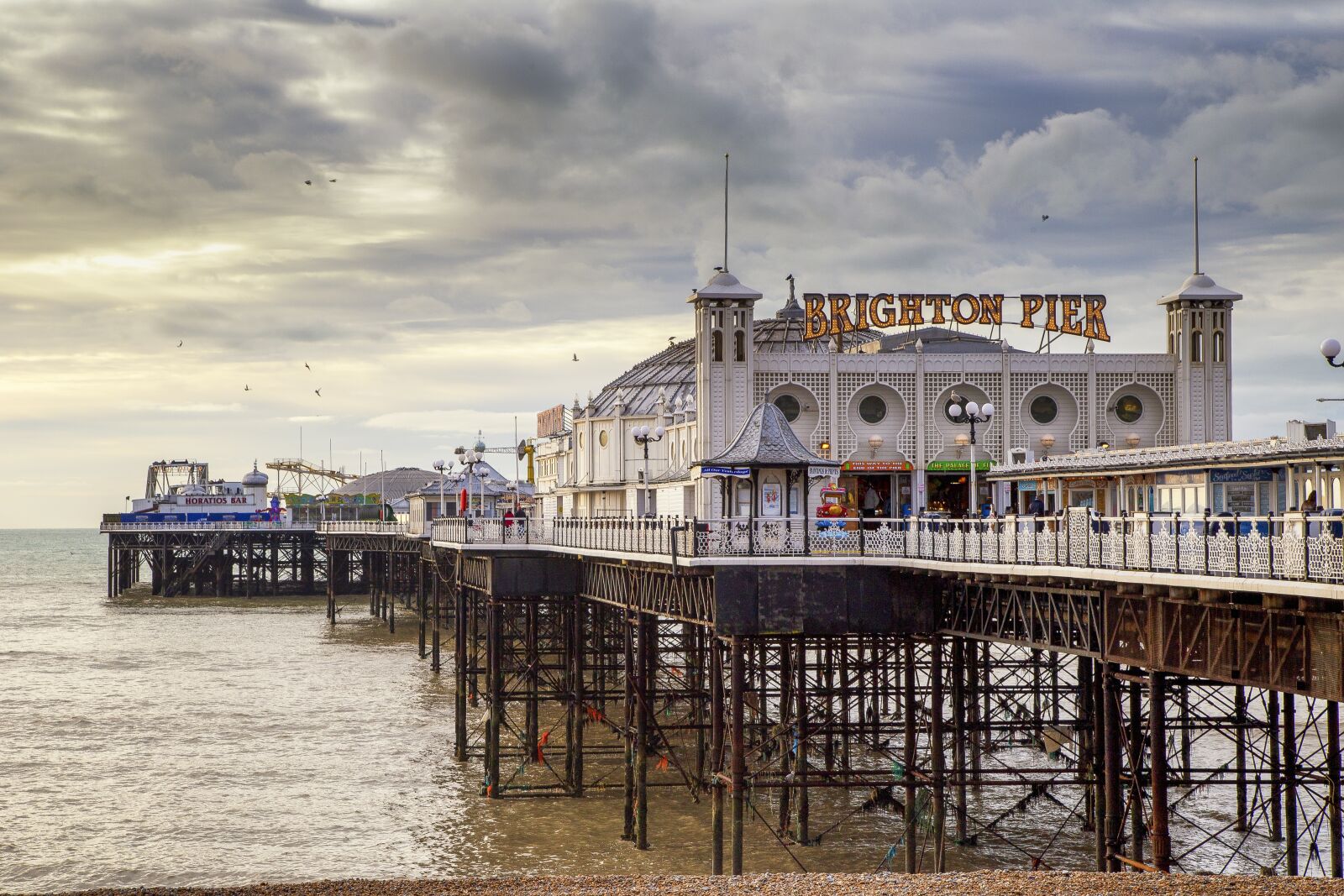 Canon EOS 6D + Canon EF 24-105mm F4L IS USM sample photo. Brighton, pier, england photography