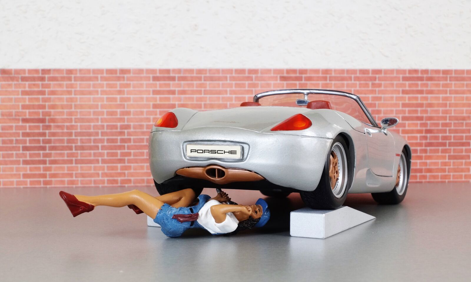 Sony DT 18-70mm F3.5-5.6 sample photo. Model car, porsche, boxster photography