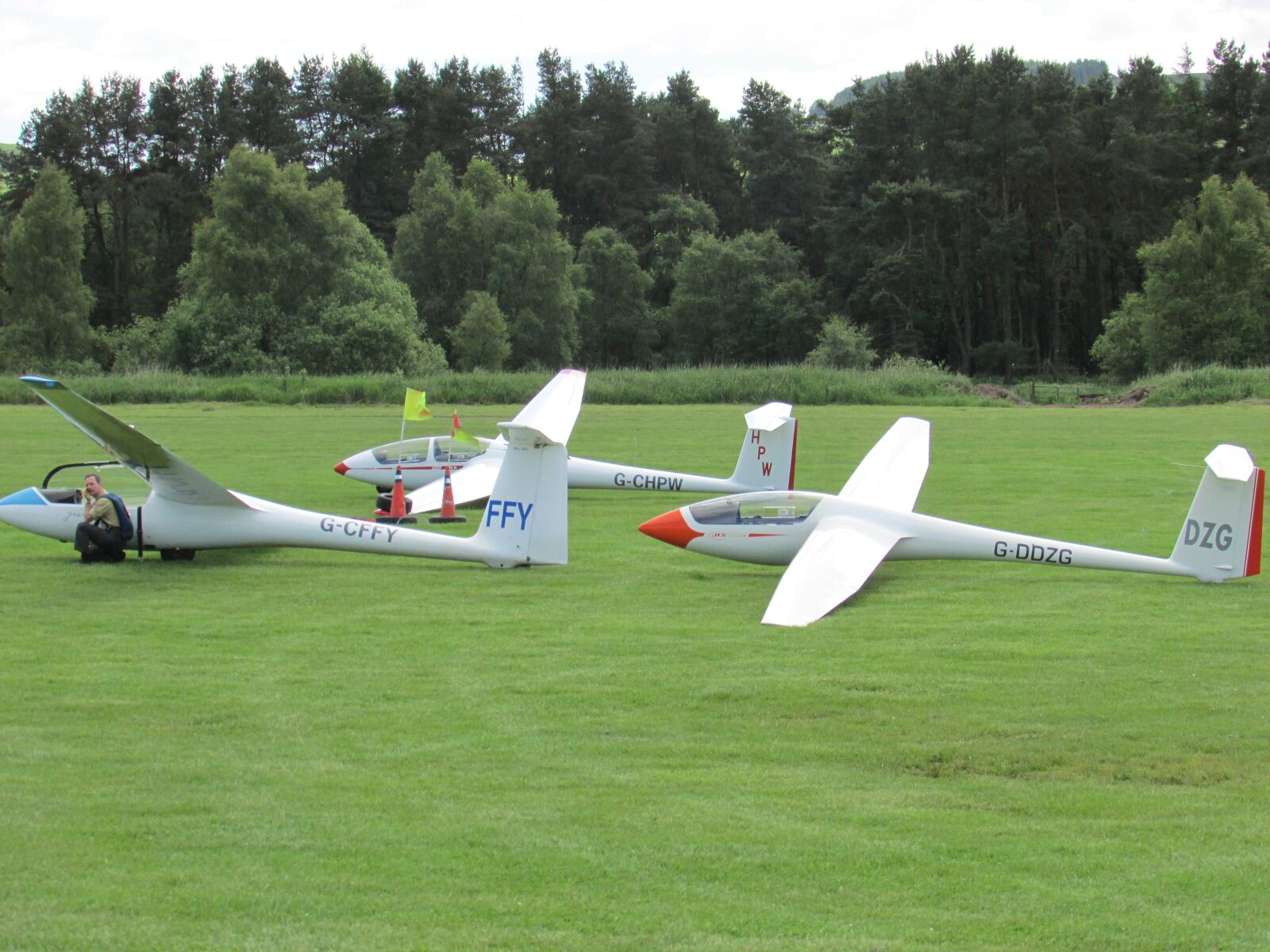 Canon PowerShot SX500 IS sample photo. Glider, sailplane, gliding photography