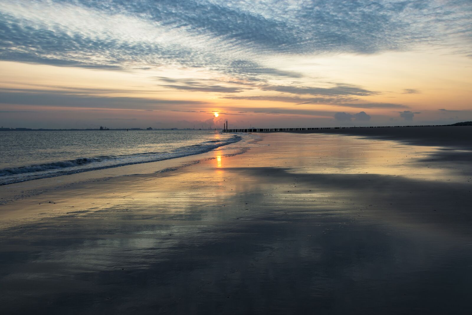 Nikon D5300 sample photo. Beach, sun, sunrise photography