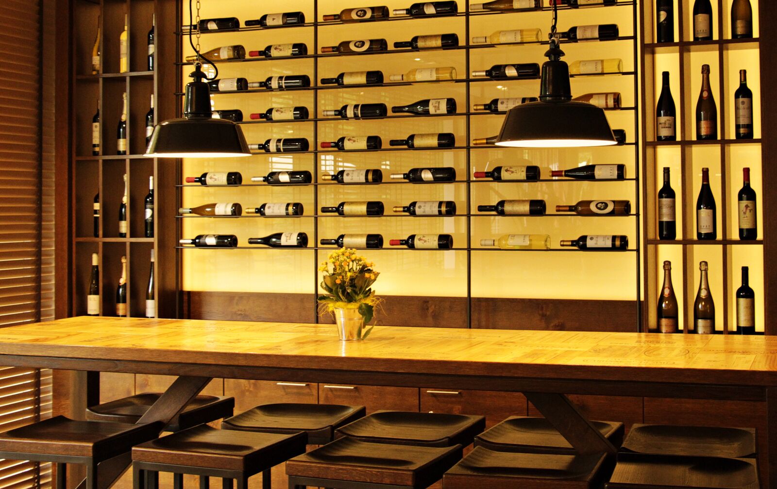 Canon EOS 100D (EOS Rebel SL1 / EOS Kiss X7) sample photo. Wine bottles, wine, wine photography