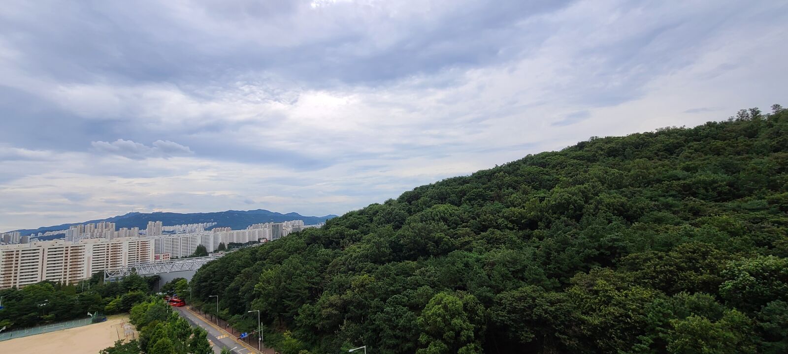 Samsung SM-G988N sample photo. Change, sky, mountain photography