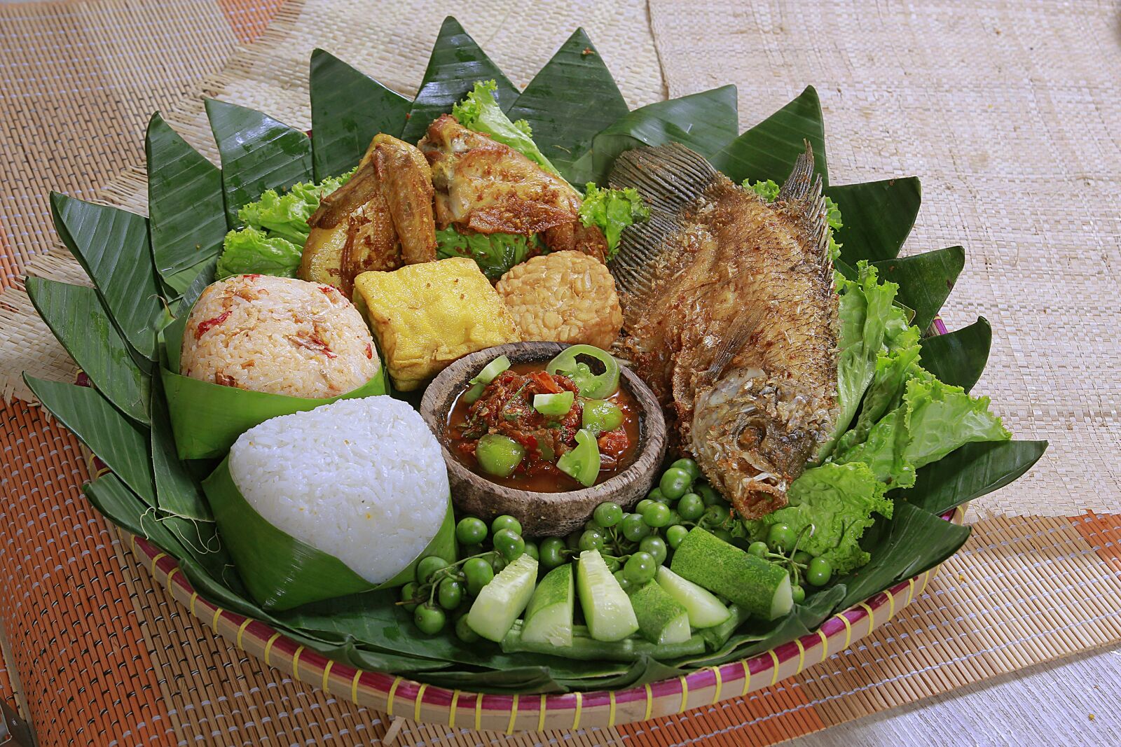 Canon EOS 60D sample photo. Food, lettuce, cuisine photography