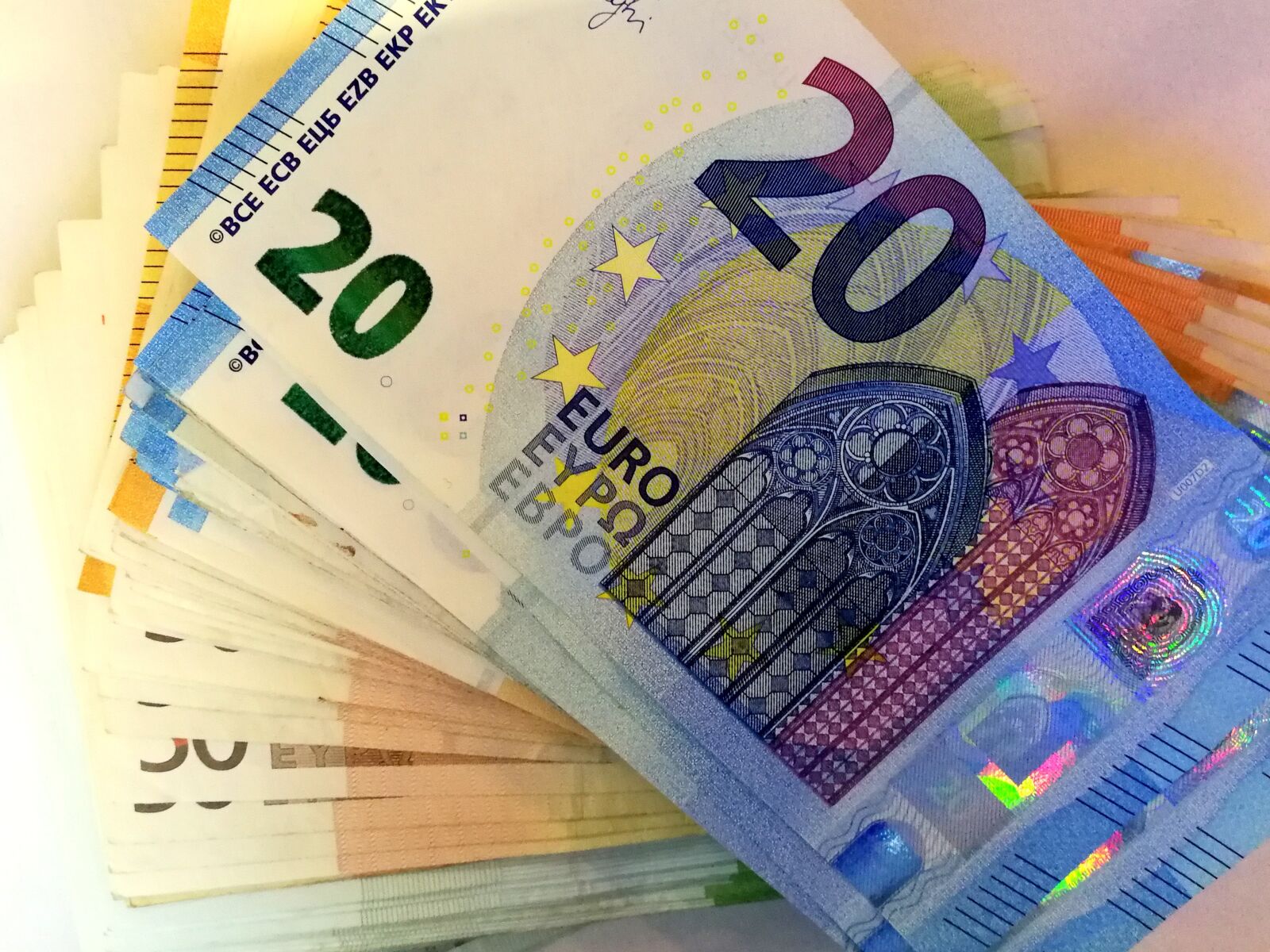 HUAWEI P10 sample photo. Money, euro, the european photography