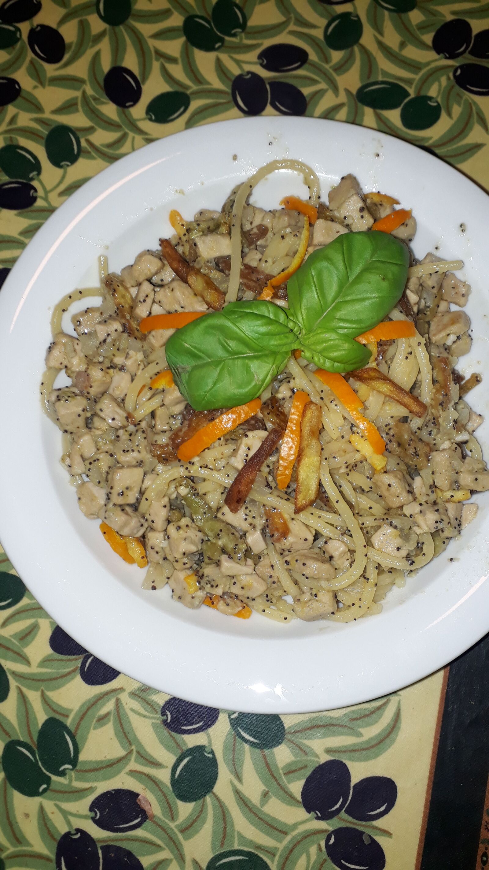 Samsung Galaxy A3(2017) sample photo. Orange, basil, pasta photography