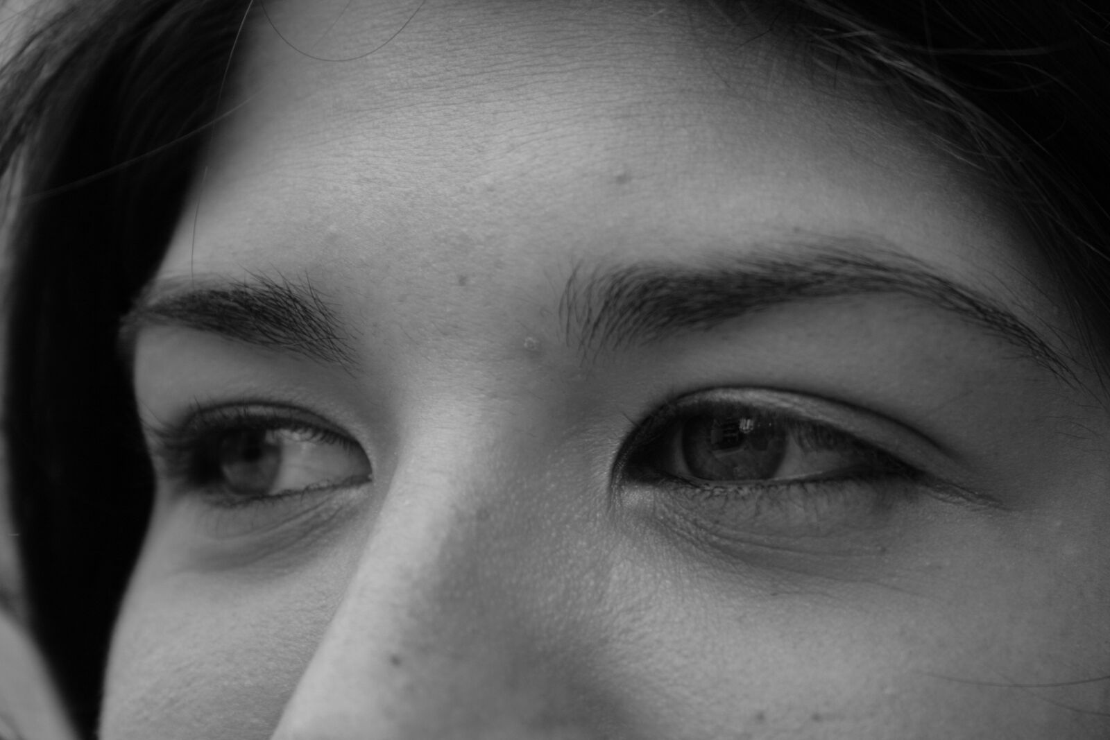 Canon EOS 400D (EOS Digital Rebel XTi / EOS Kiss Digital X) sample photo. Acne, beuty, black, and photography