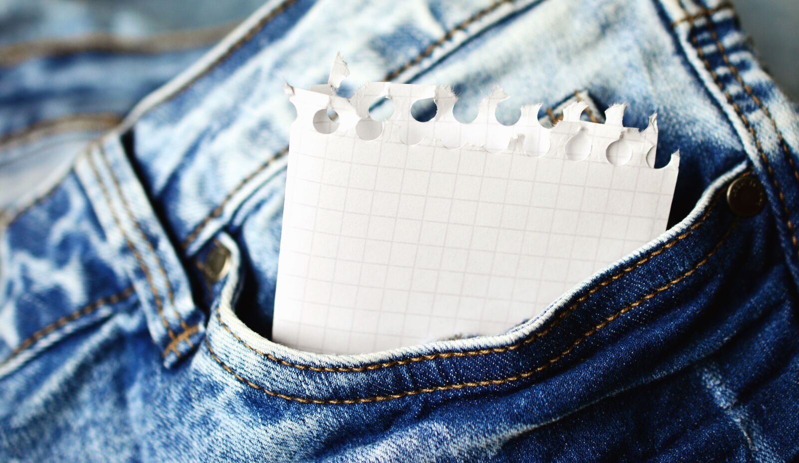 Nikon D5200 sample photo. Paper, pocket, cloth, note photography