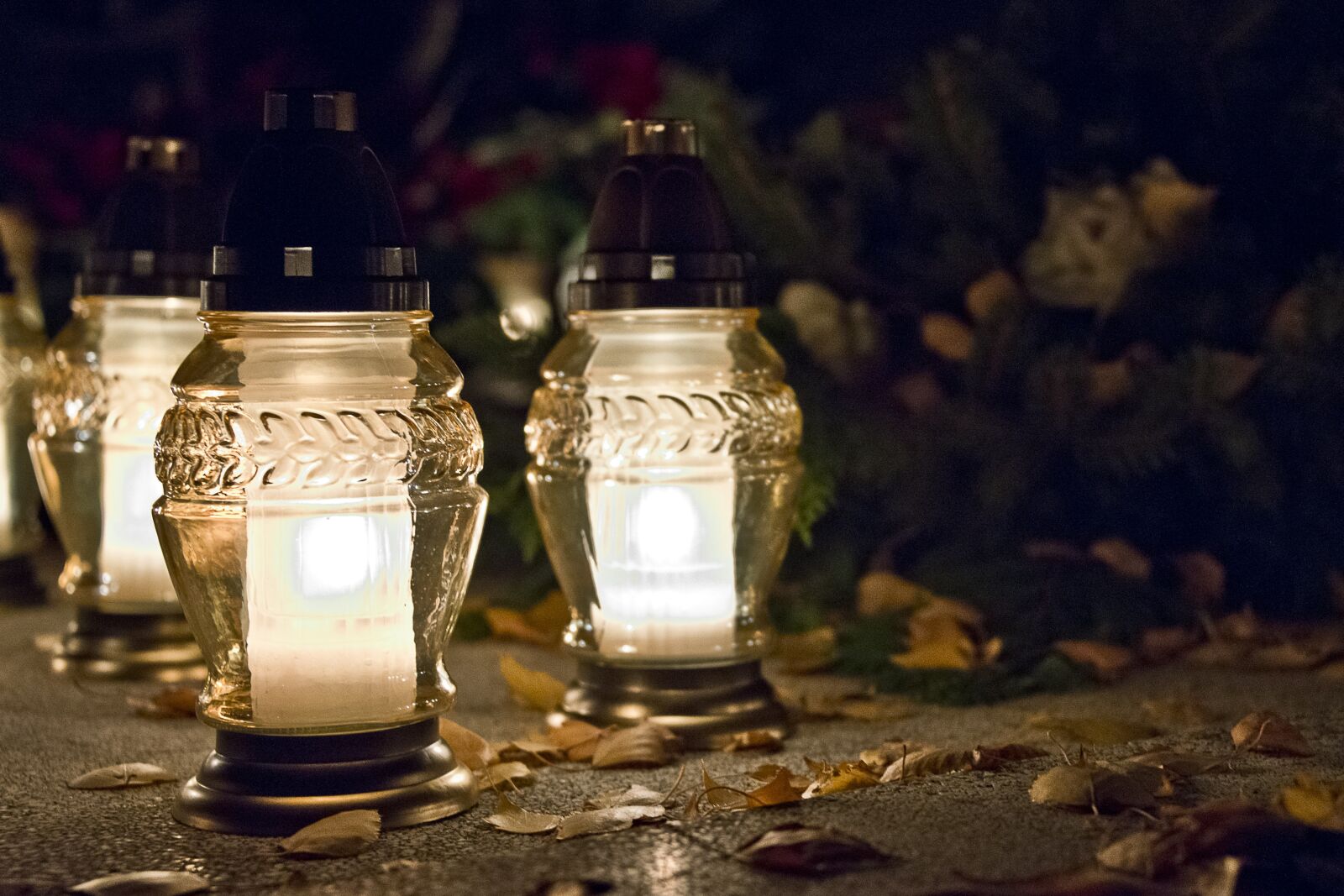 Nikon D800 sample photo. Candle, the dead, all photography