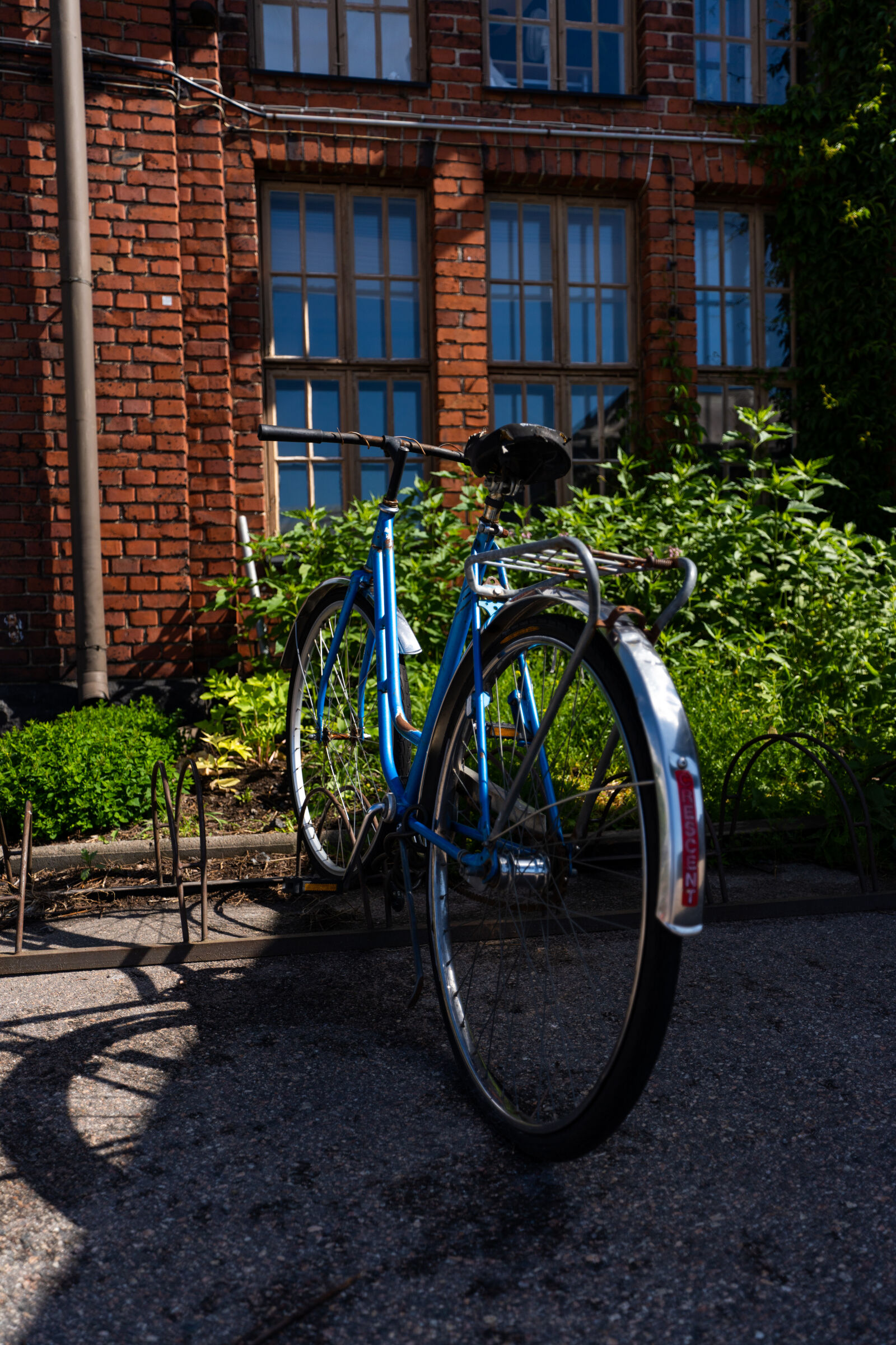 Sony a7R IV sample photo. Forgotten bicycle photography