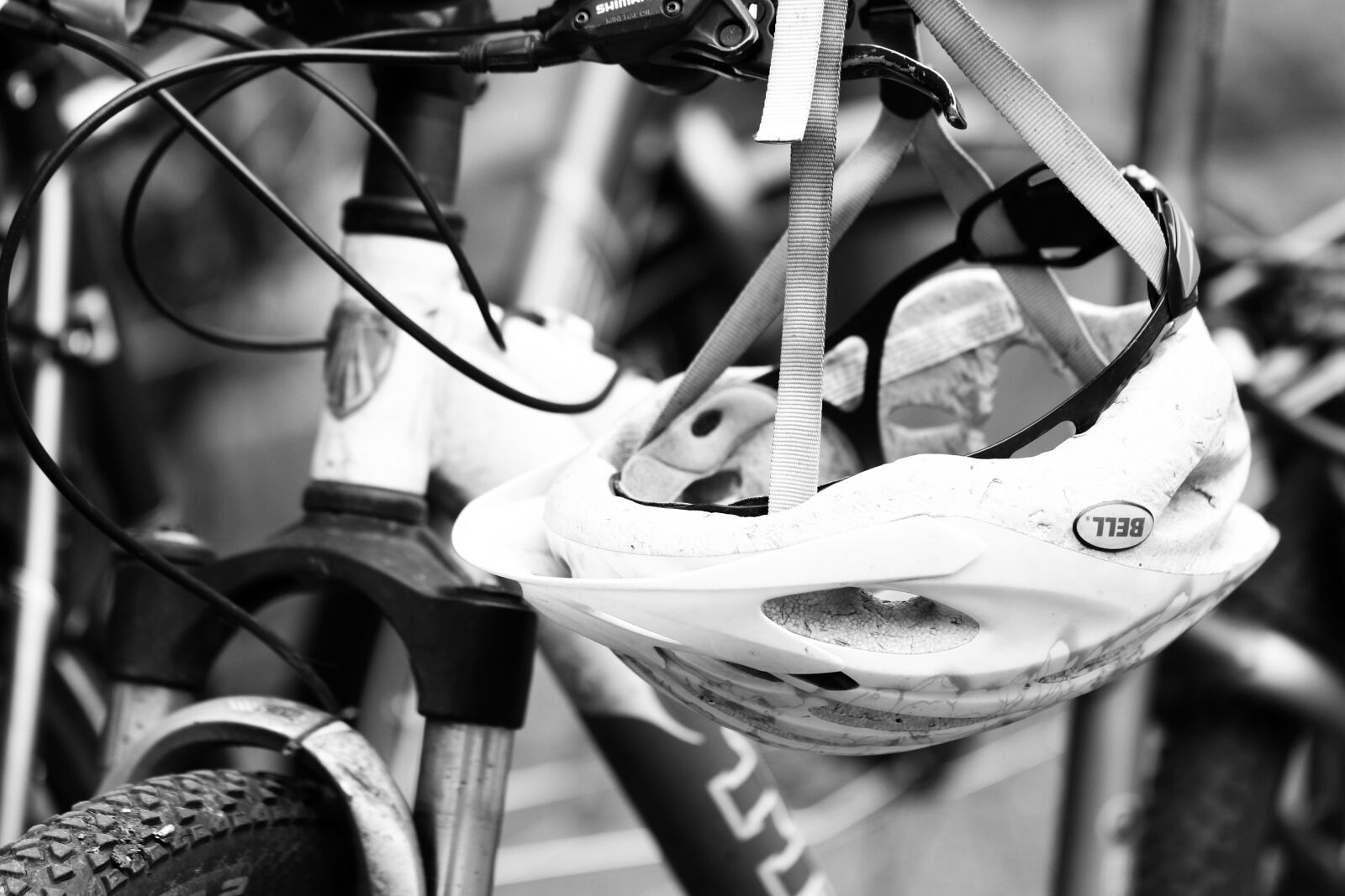 Canon EOS 7D Mark II sample photo. Helmet, bike, cycle photography