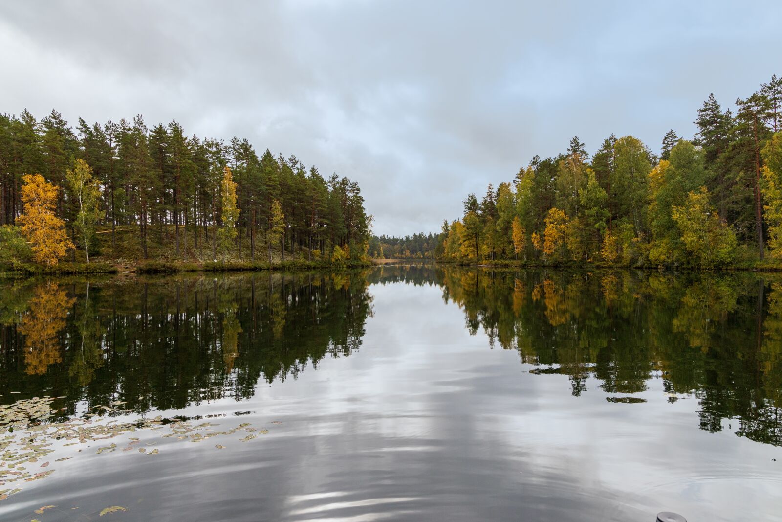 Canon EOS 6D Mark II sample photo. Mariannelund, sweden, lake photography
