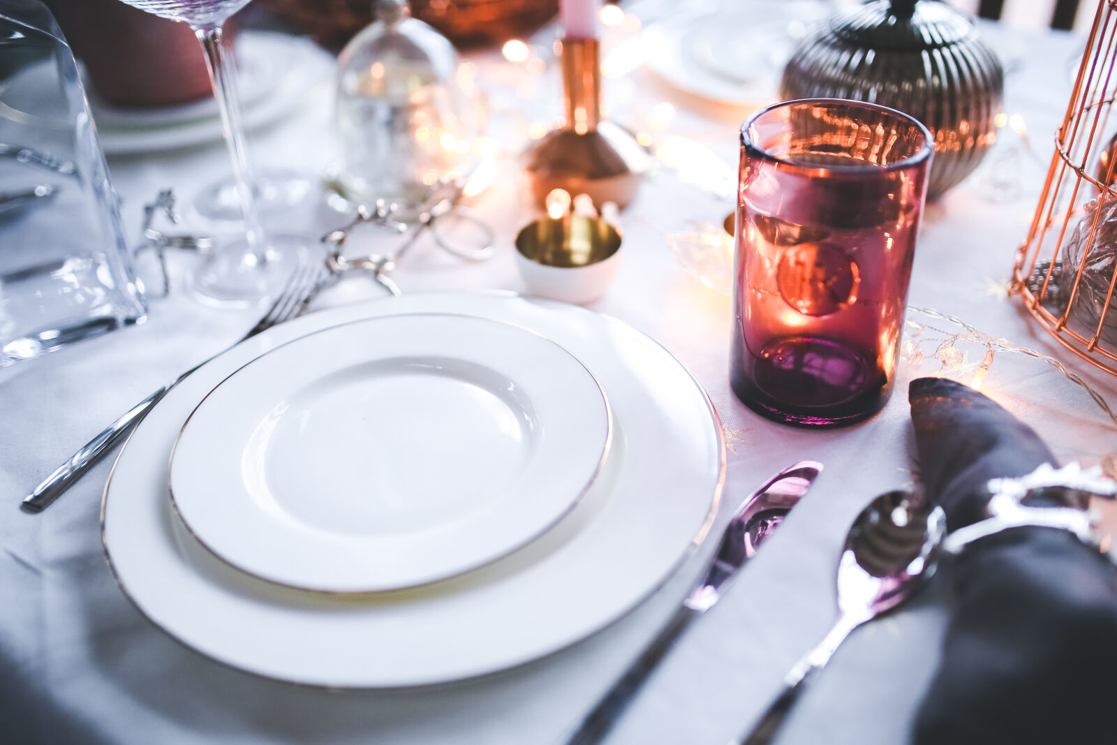Canon EOS 6D + Sigma 35mm F1.4 DG HSM Art sample photo. White, tableware photography