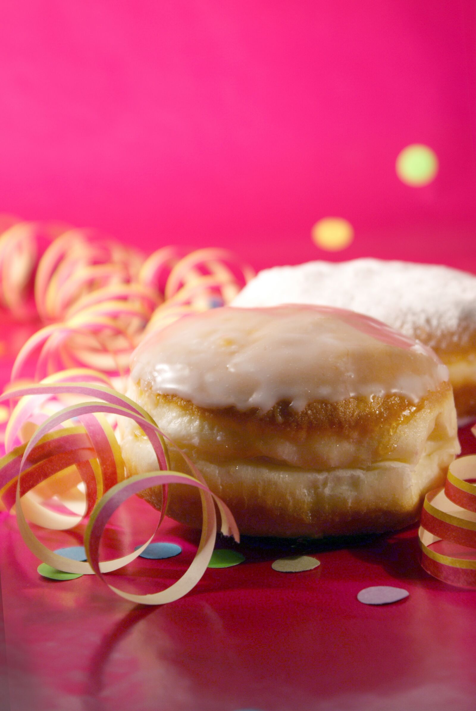Sony Alpha DSLR-A300 sample photo. Carnival, berlin, donut photography