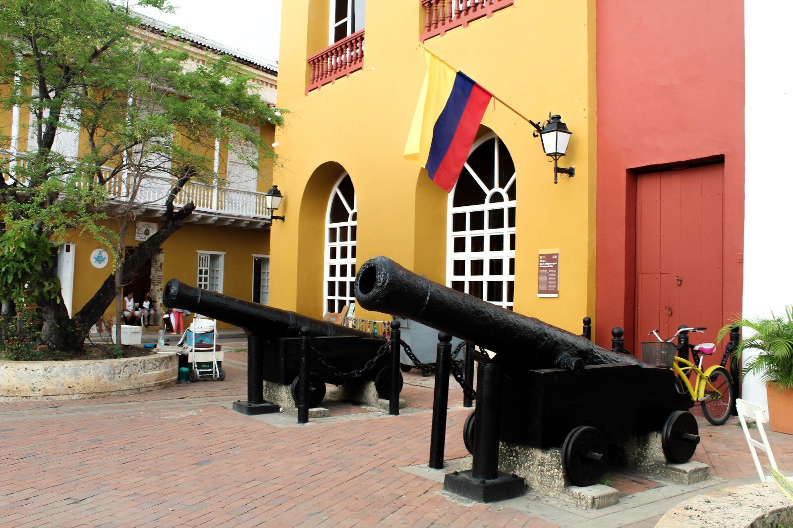 Canon EOS 1300D (EOS Rebel T6 / EOS Kiss X80) sample photo. Canon, cartagena, colombia, colombia photography