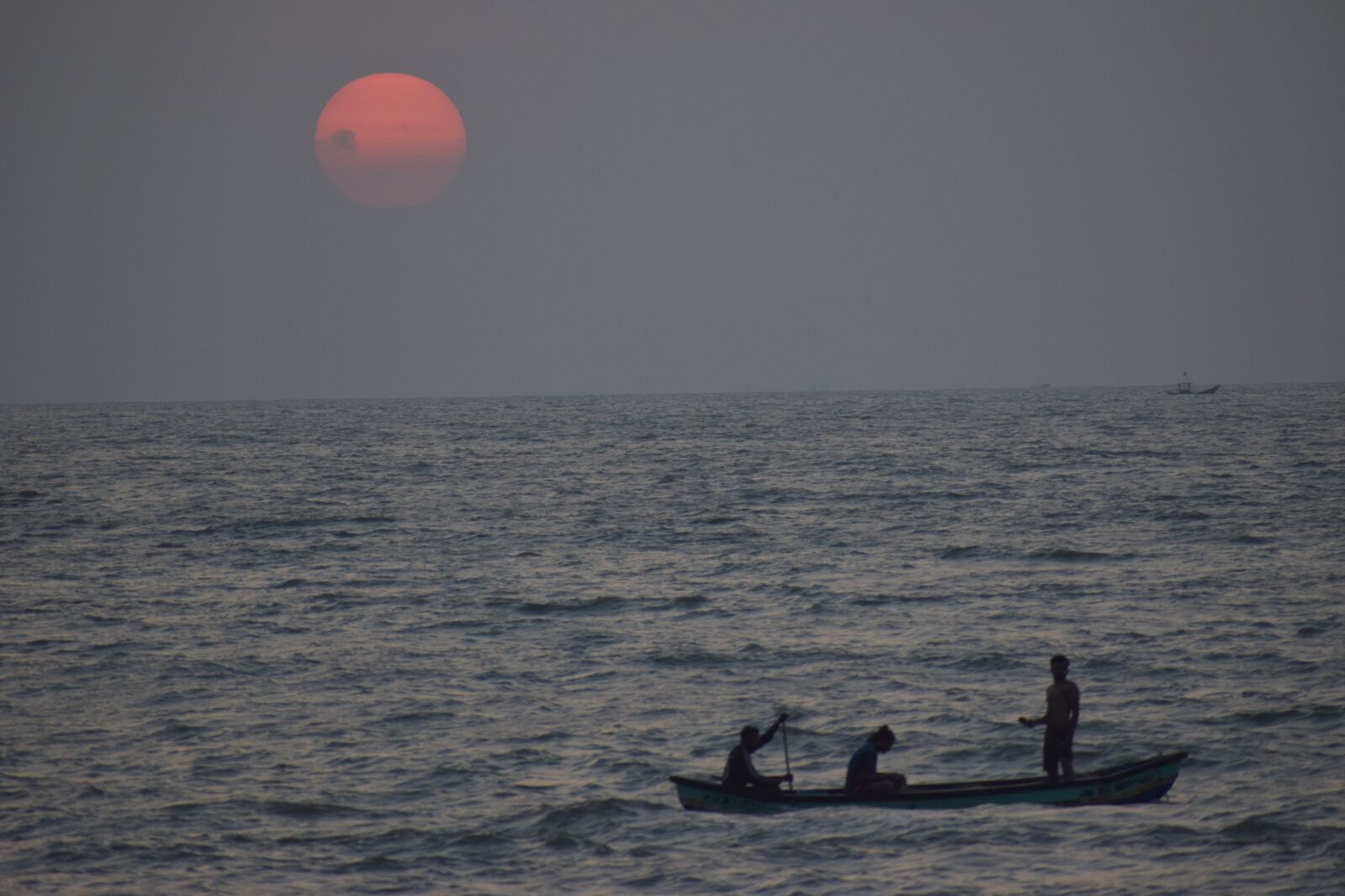 Nikon D5300 sample photo. Sunset, fishermen, boat photography