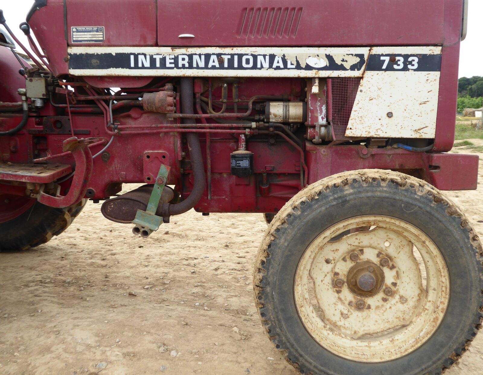 Panasonic Lumix DMC-ZS40 (Lumix DMC-TZ60) sample photo. Tractor, agriculture, agricultural machine photography