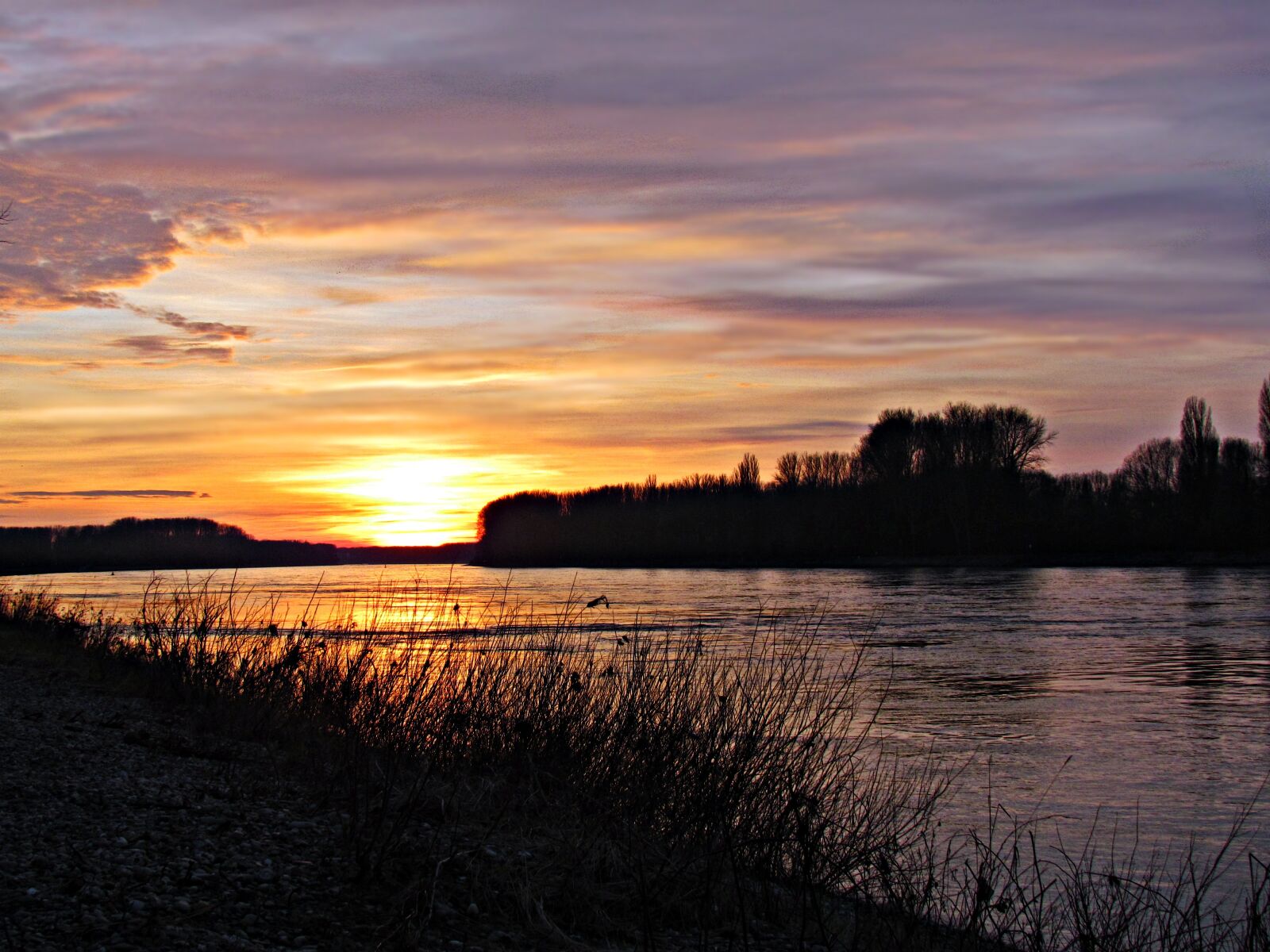 Canon PowerShot SX30 IS sample photo. The sun, west, river photography
