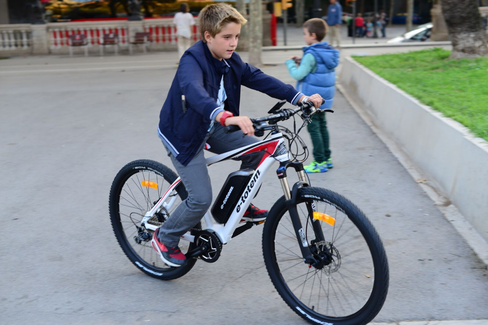 Nikon D800 sample photo. Motor bike, e-bike, mountain photography