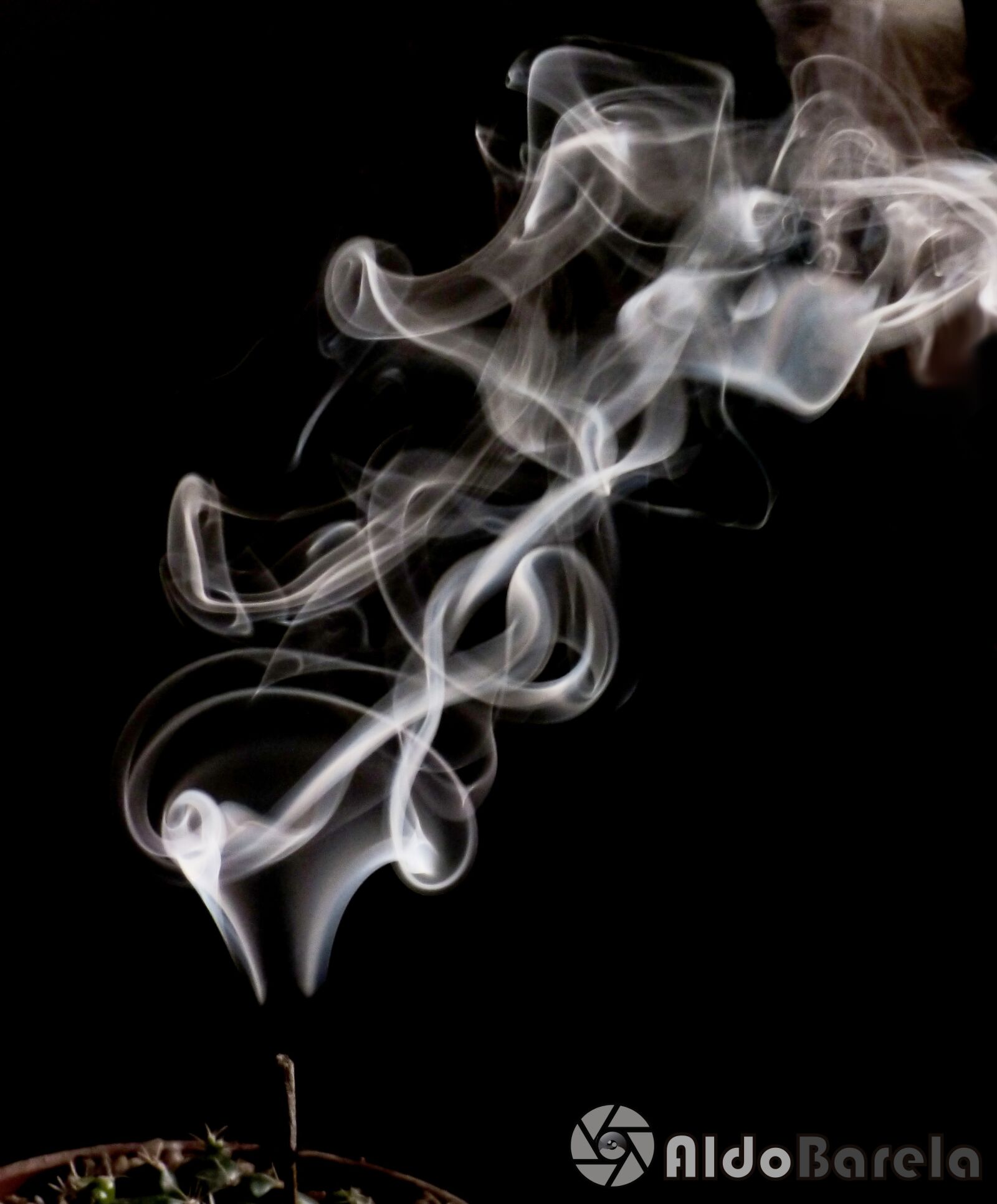Panasonic Lumix DMC-FZ70 sample photo. Smoke, black, grey photography