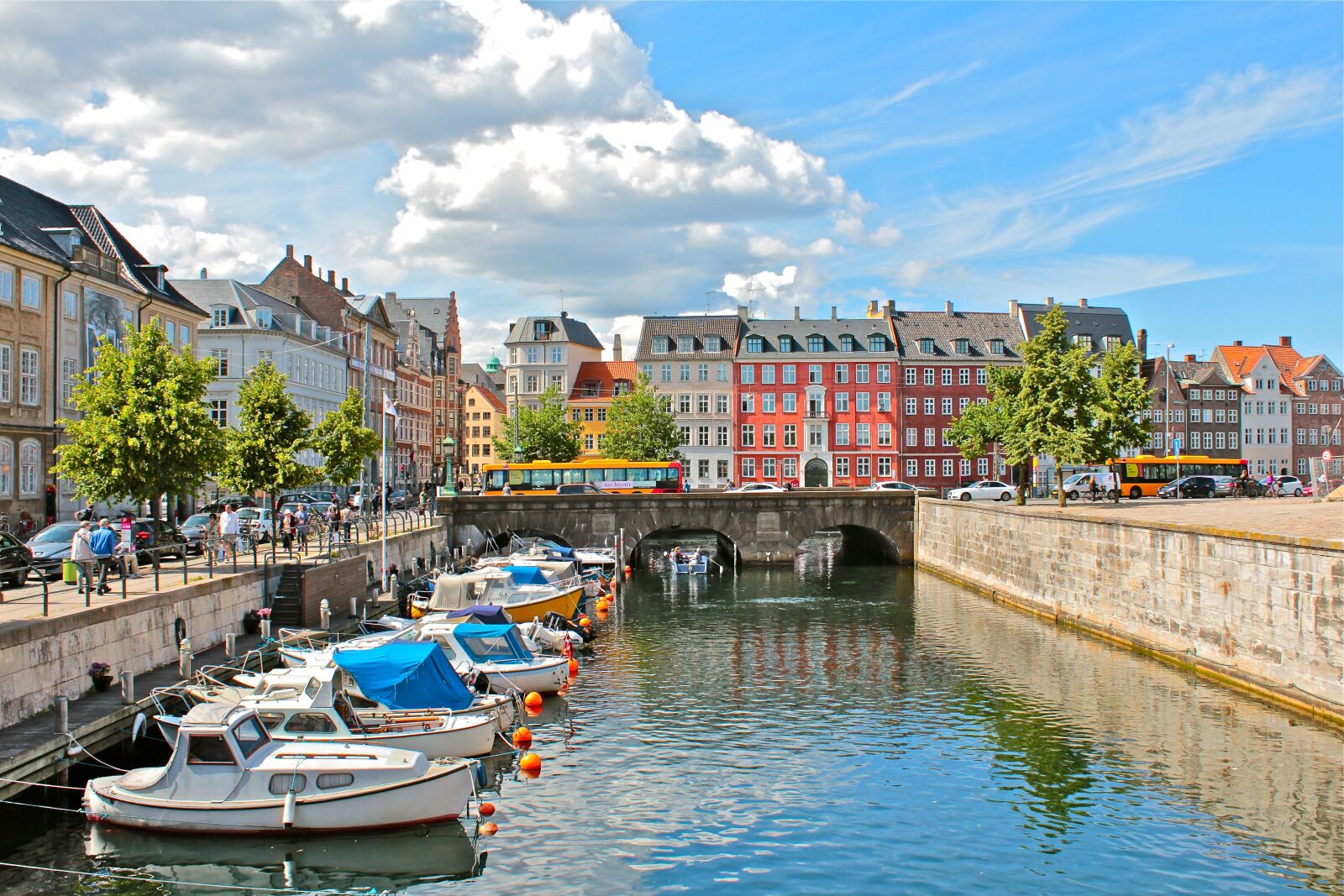 Canon EOS 600D (Rebel EOS T3i / EOS Kiss X5) sample photo. Copenhagen, denmark, architecture photography
