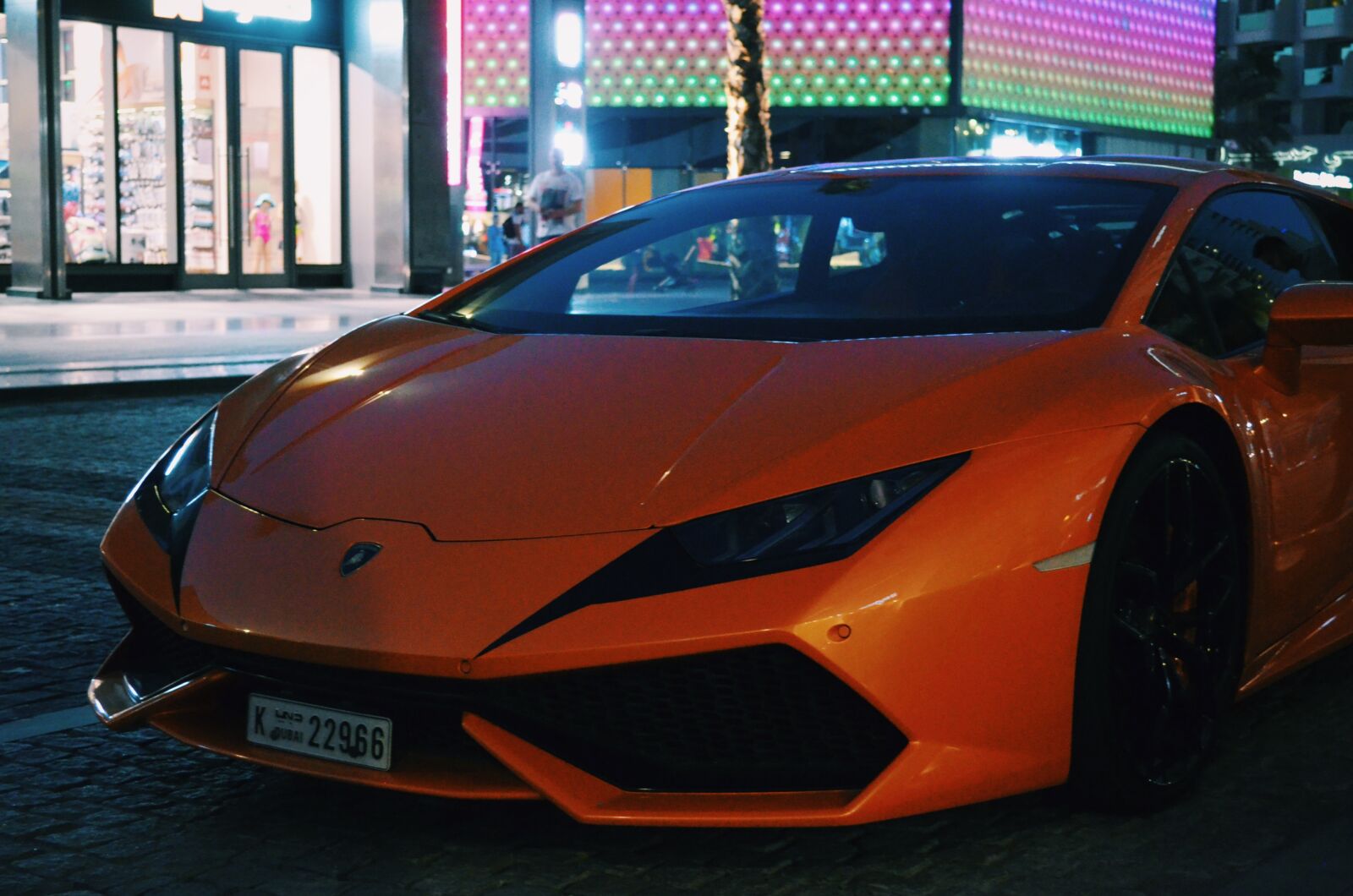 Nikon D5100 sample photo. Car, dubai, hurracan, lambo photography