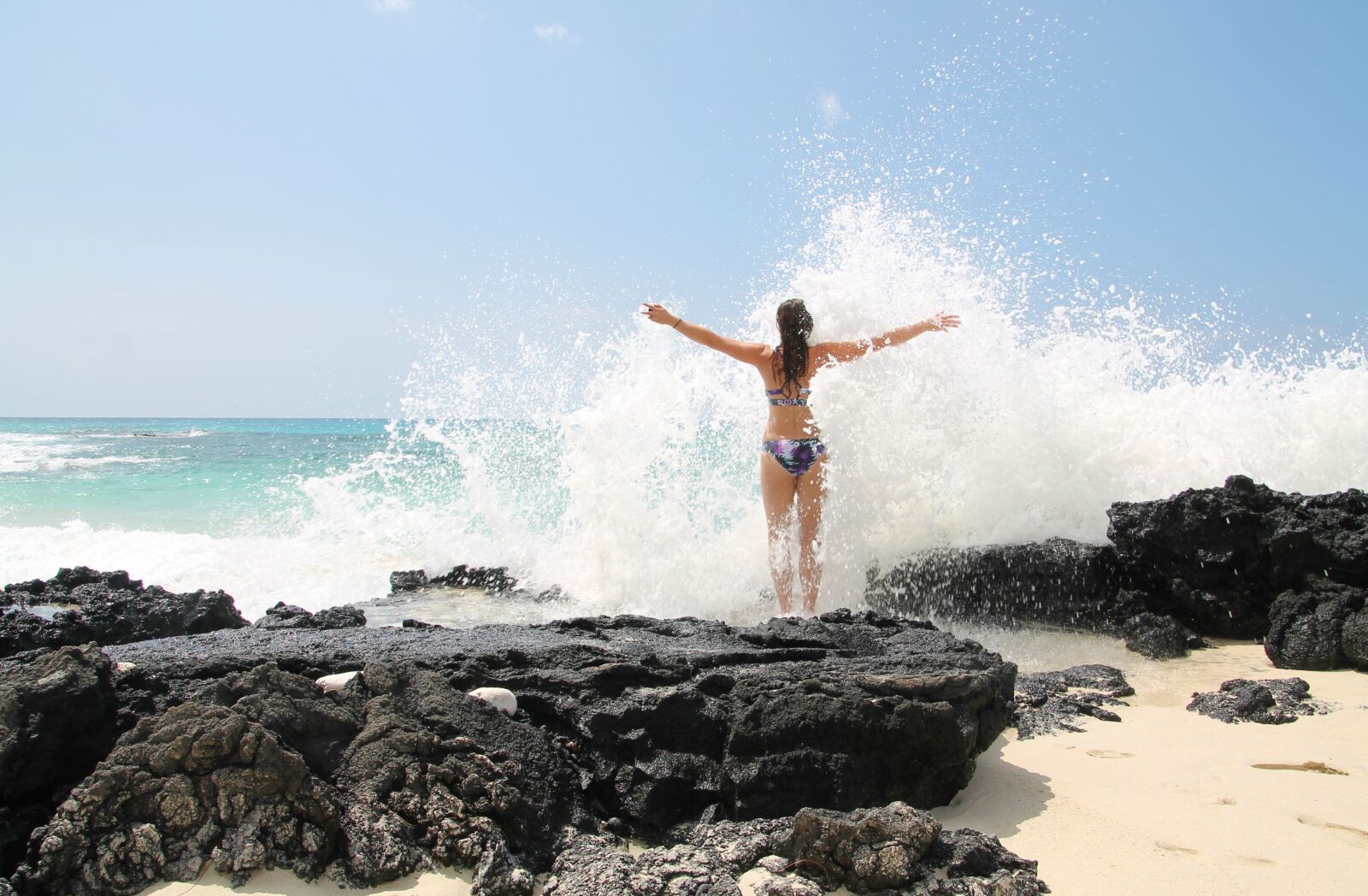 Canon EOS 1100D (EOS Rebel T3 / EOS Kiss X50) sample photo. Self-confidence, force, wave photography