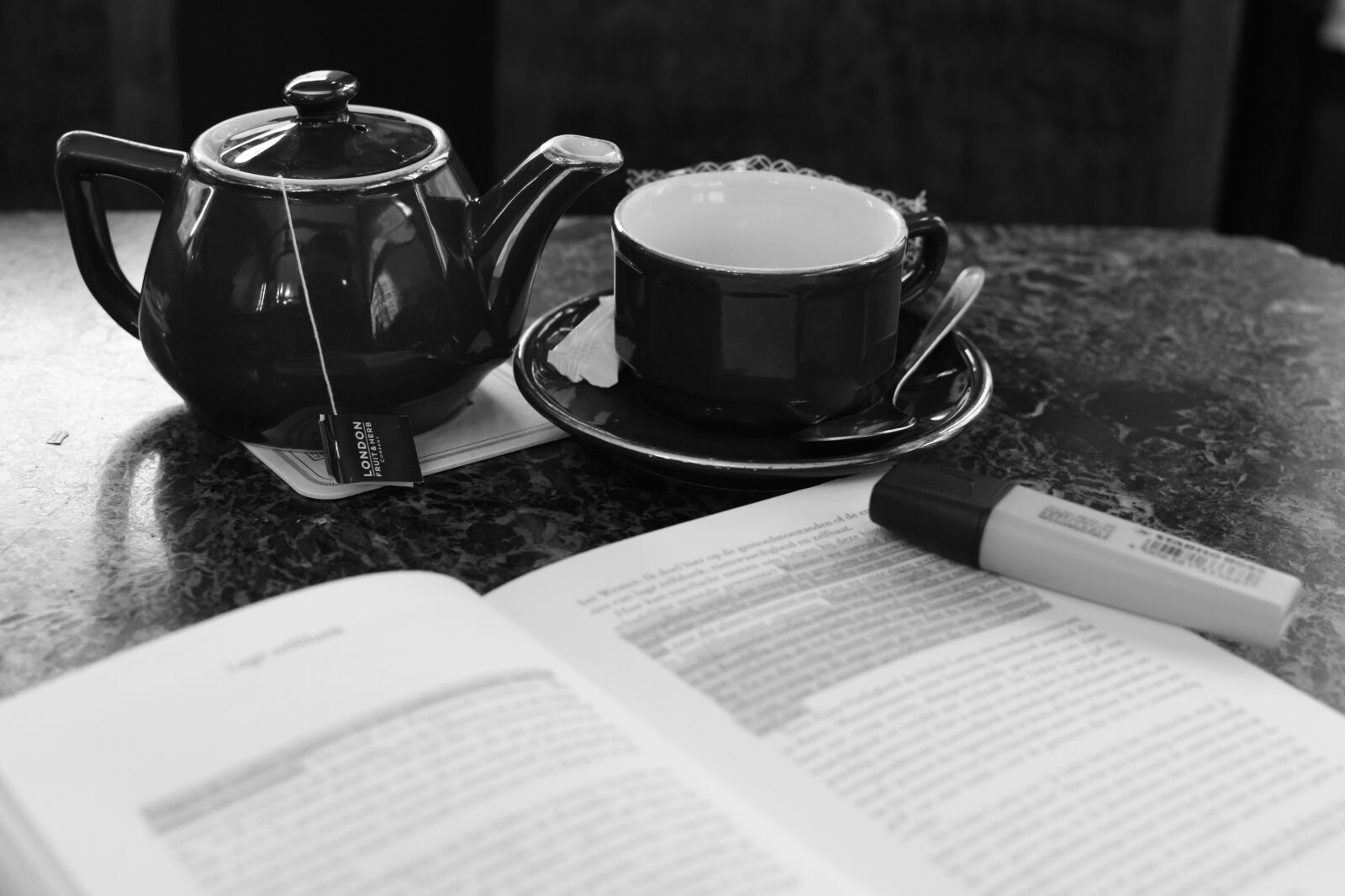 Nikon D7200 sample photo. Free time, book, tea photography