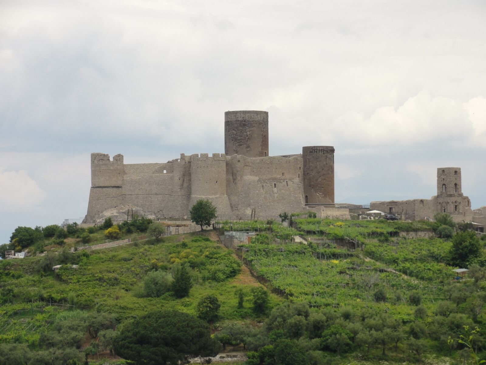 Sony DSC-HX5V sample photo. Castle, letters, naples photography