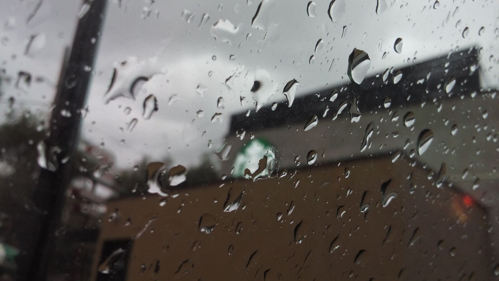 LG H320MB sample photo. Abstract, defocused, droplets, lluvia photography