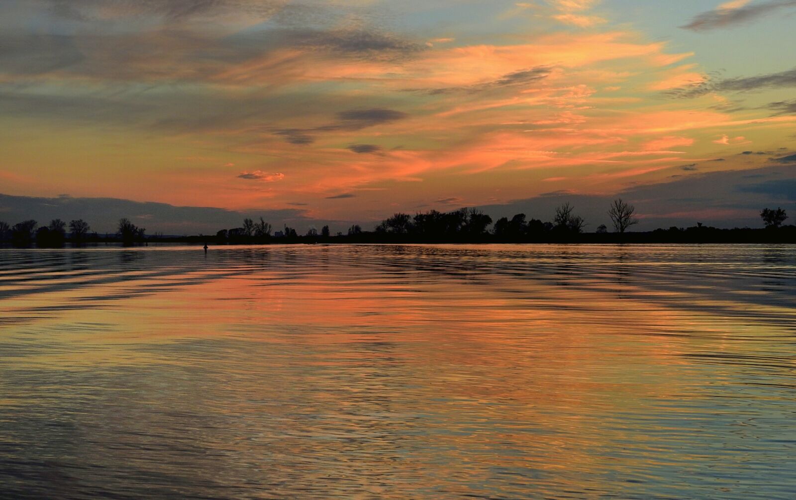 Nikon Coolpix P900 sample photo. Measles, river, sunset photography