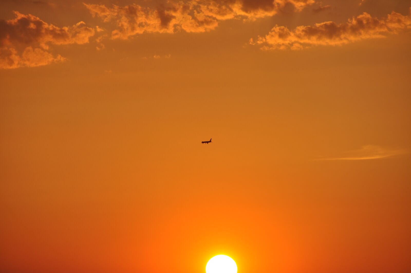 Nikon D90 sample photo. Sunset, evening sky, afterglow photography