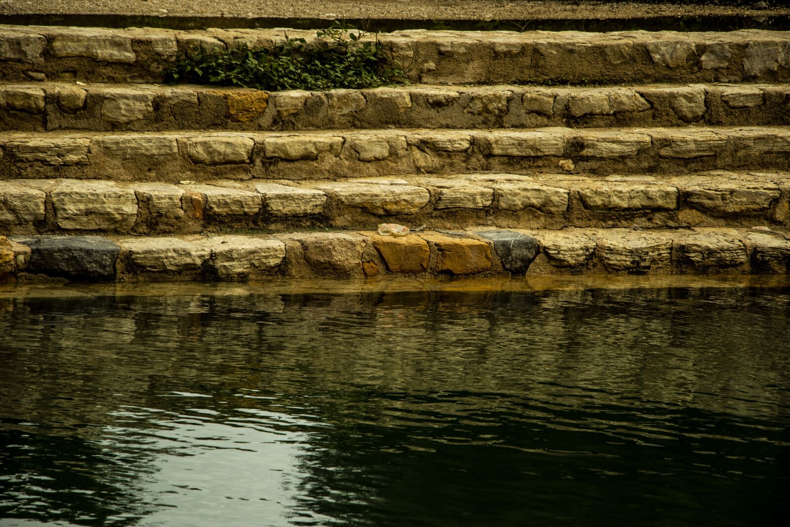 Canon EOS 7D Mark II sample photo. Landscape, rocks, water photography