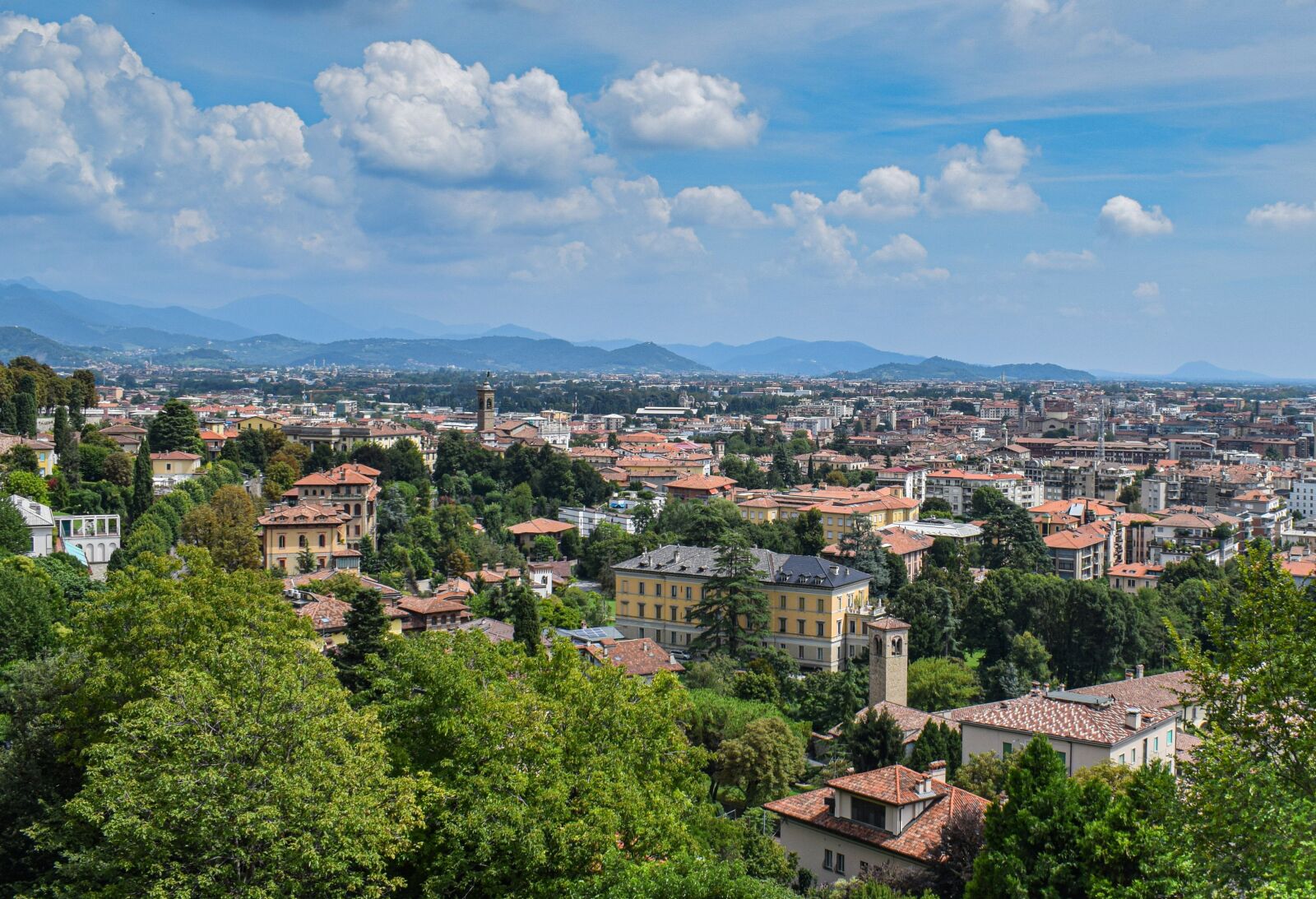 Nikon D5300 sample photo. Bergamo, italy, landscape photography
