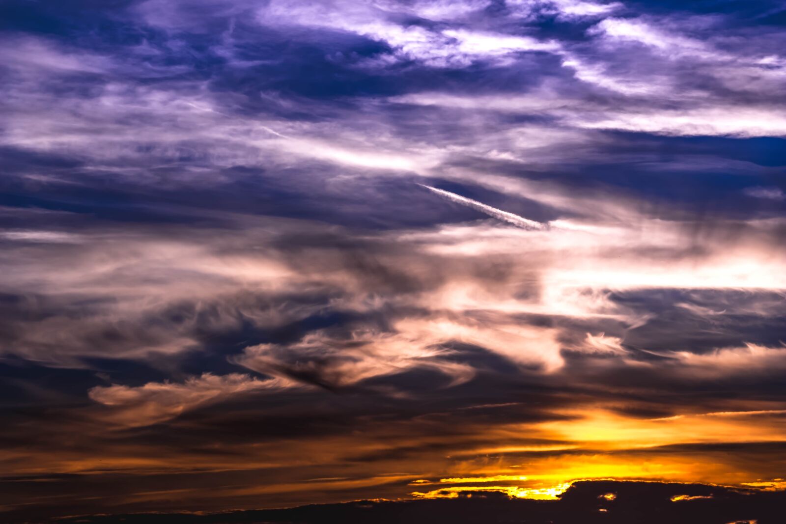 Canon EOS 650D (EOS Rebel T4i / EOS Kiss X6i) sample photo. Sunset, sky, clouds photography