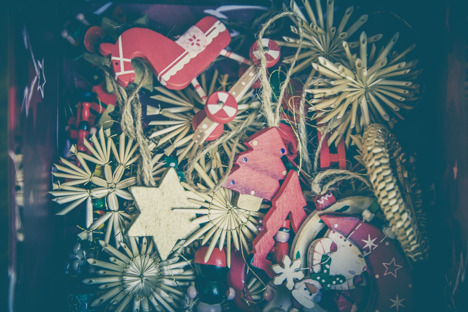 Canon EOS 5D sample photo. Christmas, jewellery, decoration photography