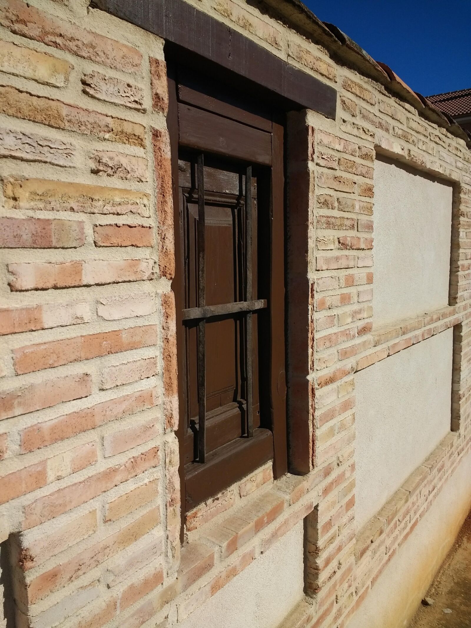 Motorola Moto G (4) sample photo. Antique, construction, wall photography