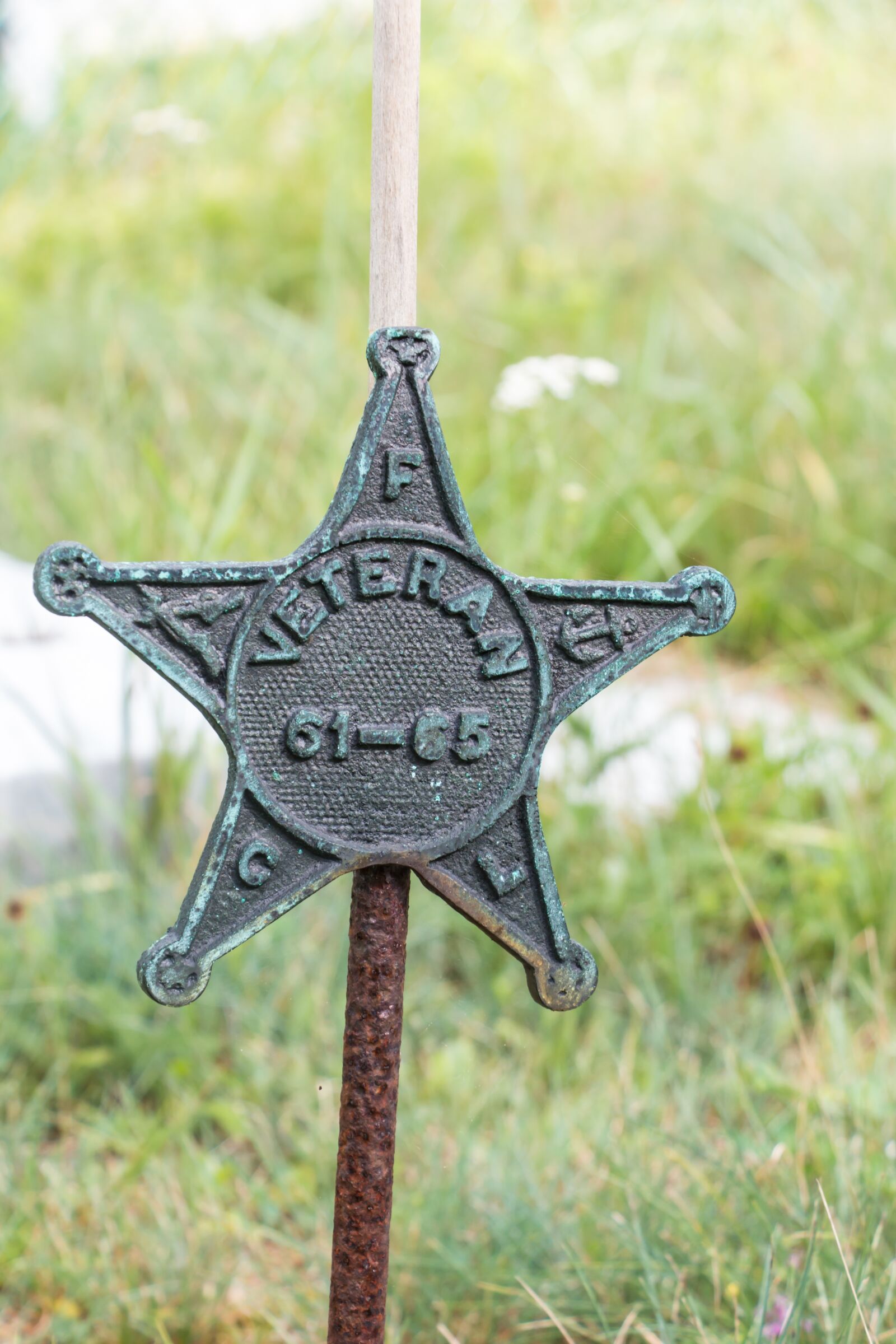 Canon EOS 70D sample photo. Grave, marker, cemetery photography