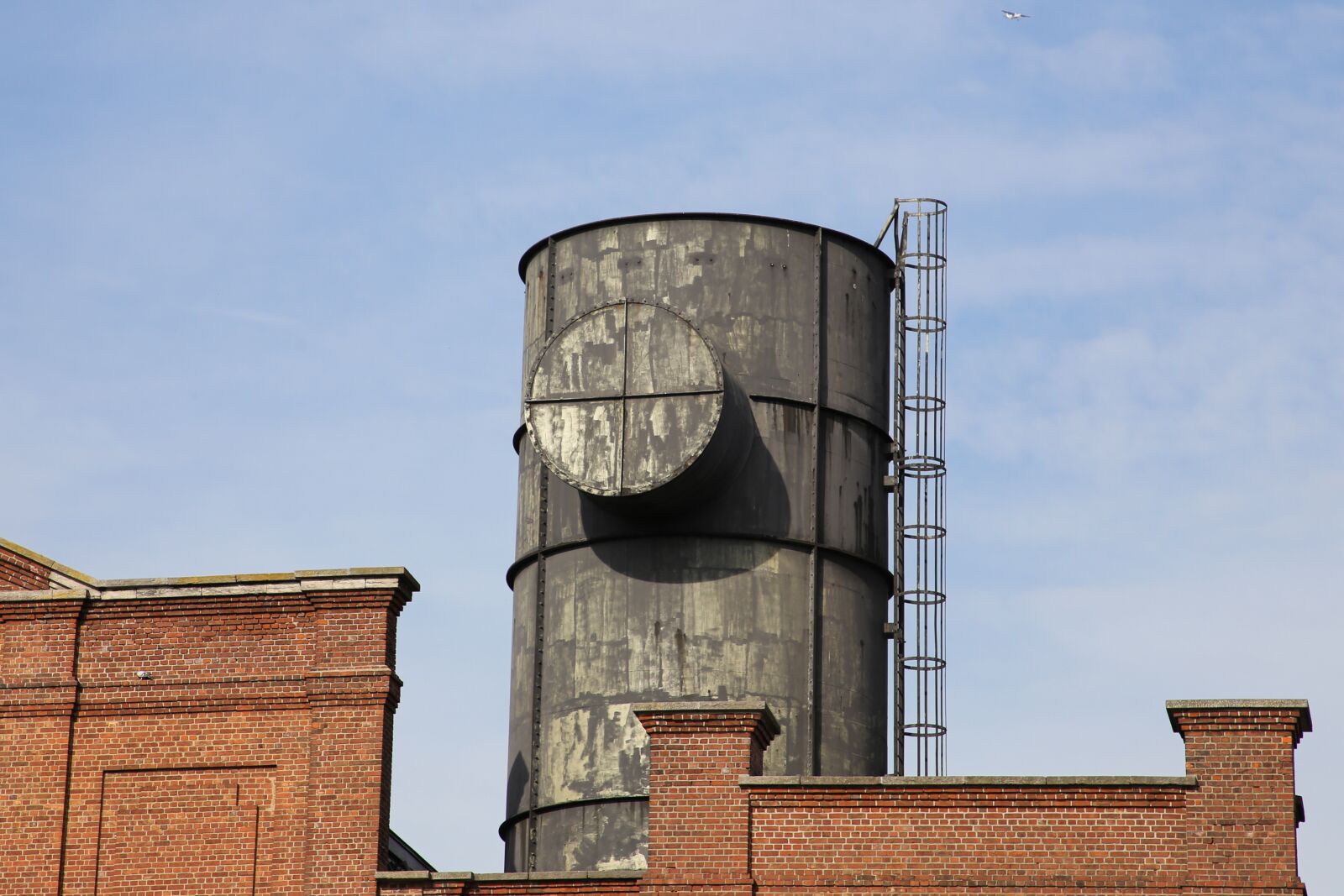 Canon EF 24-105mm F4L IS II USM sample photo. Industrial plant, water storage photography