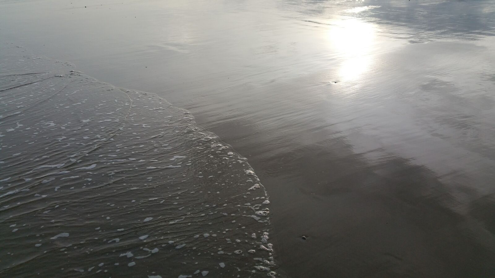 Samsung Galaxy Note4 sample photo. Beach, washed beach, sandy photography