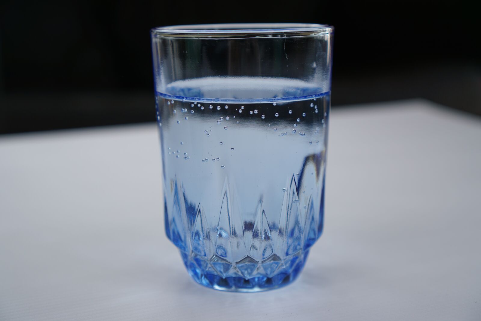 Sony a6000 + Sony E 35mm F1.8 OSS sample photo. A glass of water photography