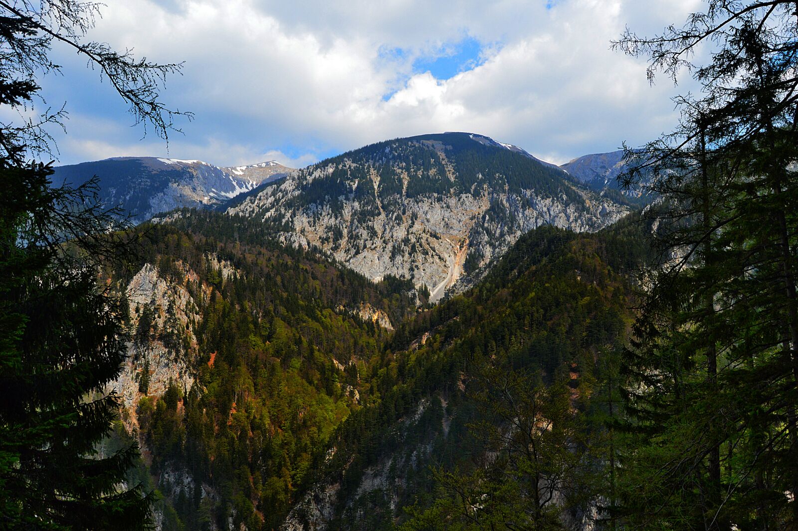Nikon D3200 sample photo. Snow mountain, rax, lower photography