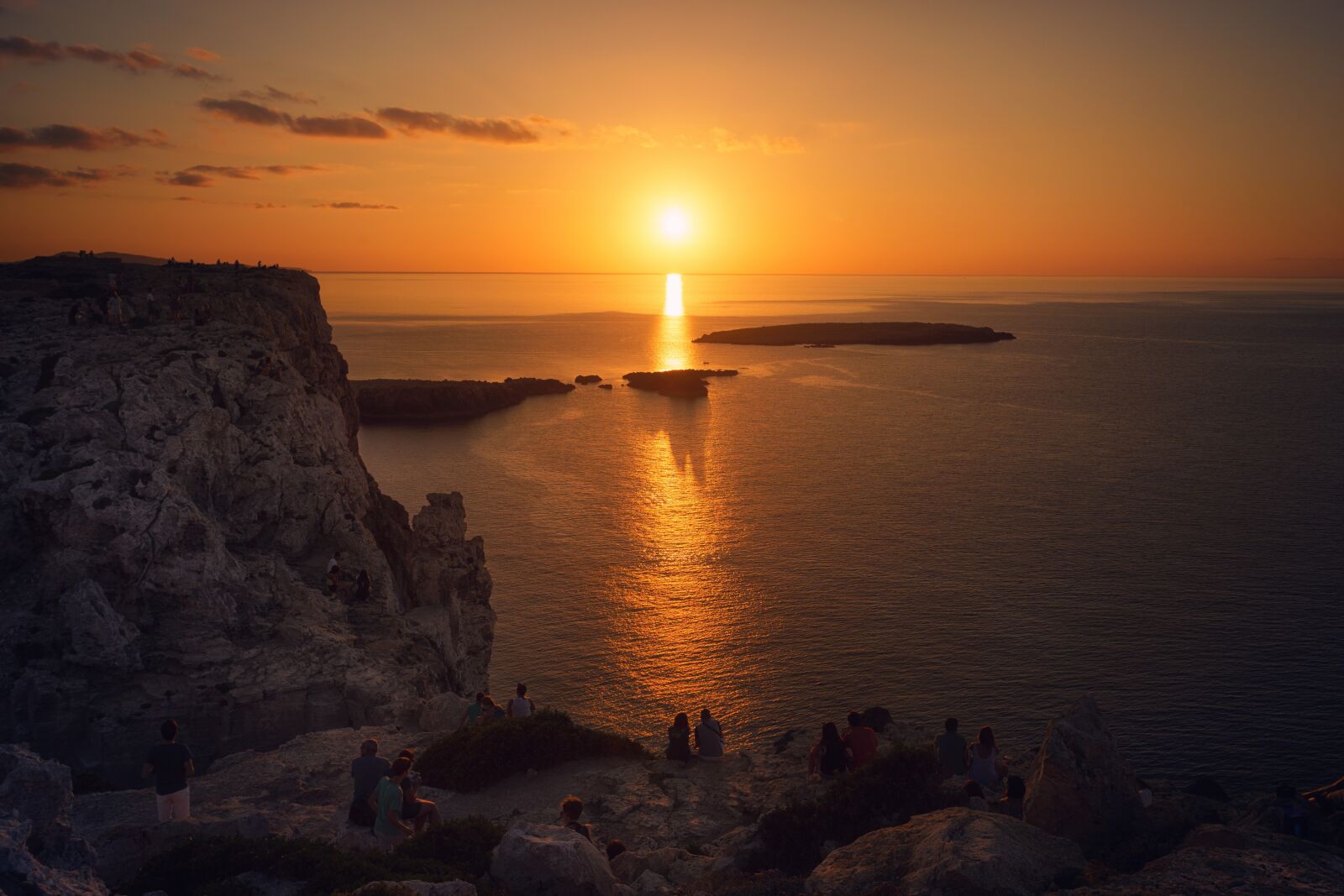 Sony a7 + Sony DT 50mm F1.8 SAM sample photo. Sunset, waters, dusk photography