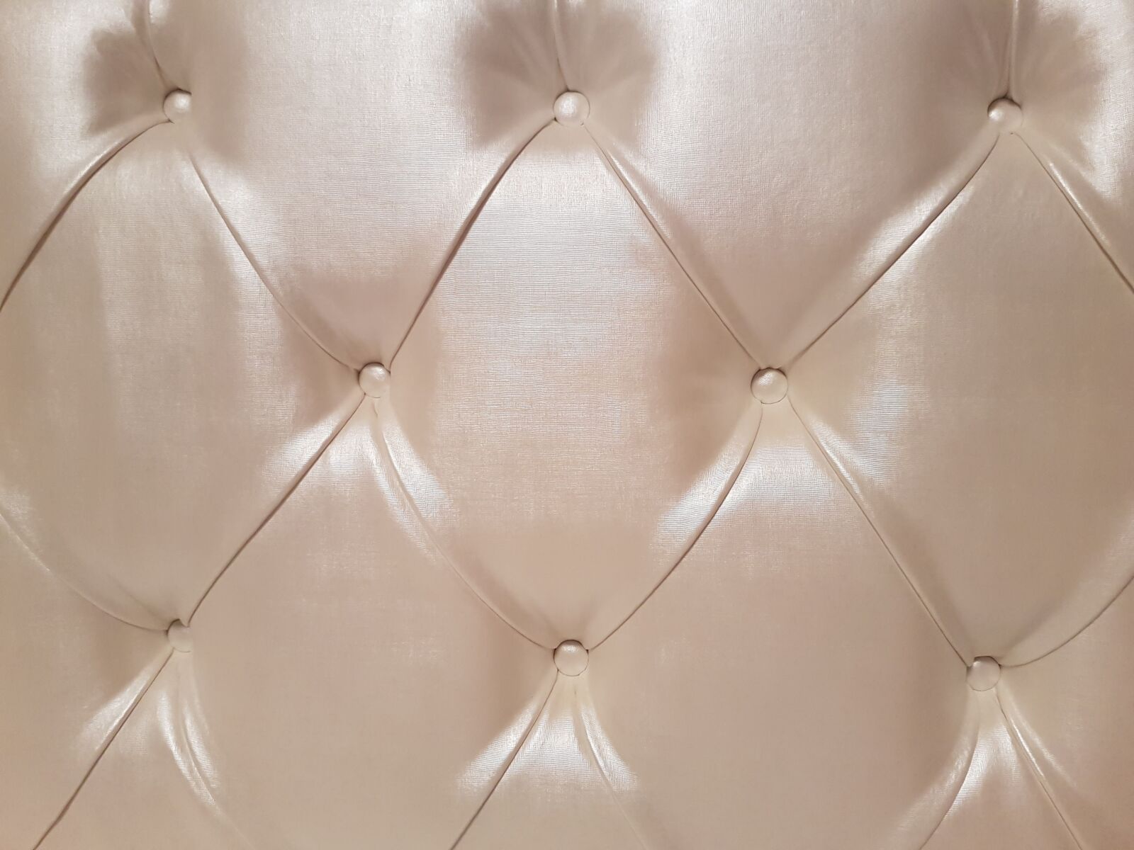Samsung Galaxy S7 sample photo. Headboard, tapestry, fabric photography