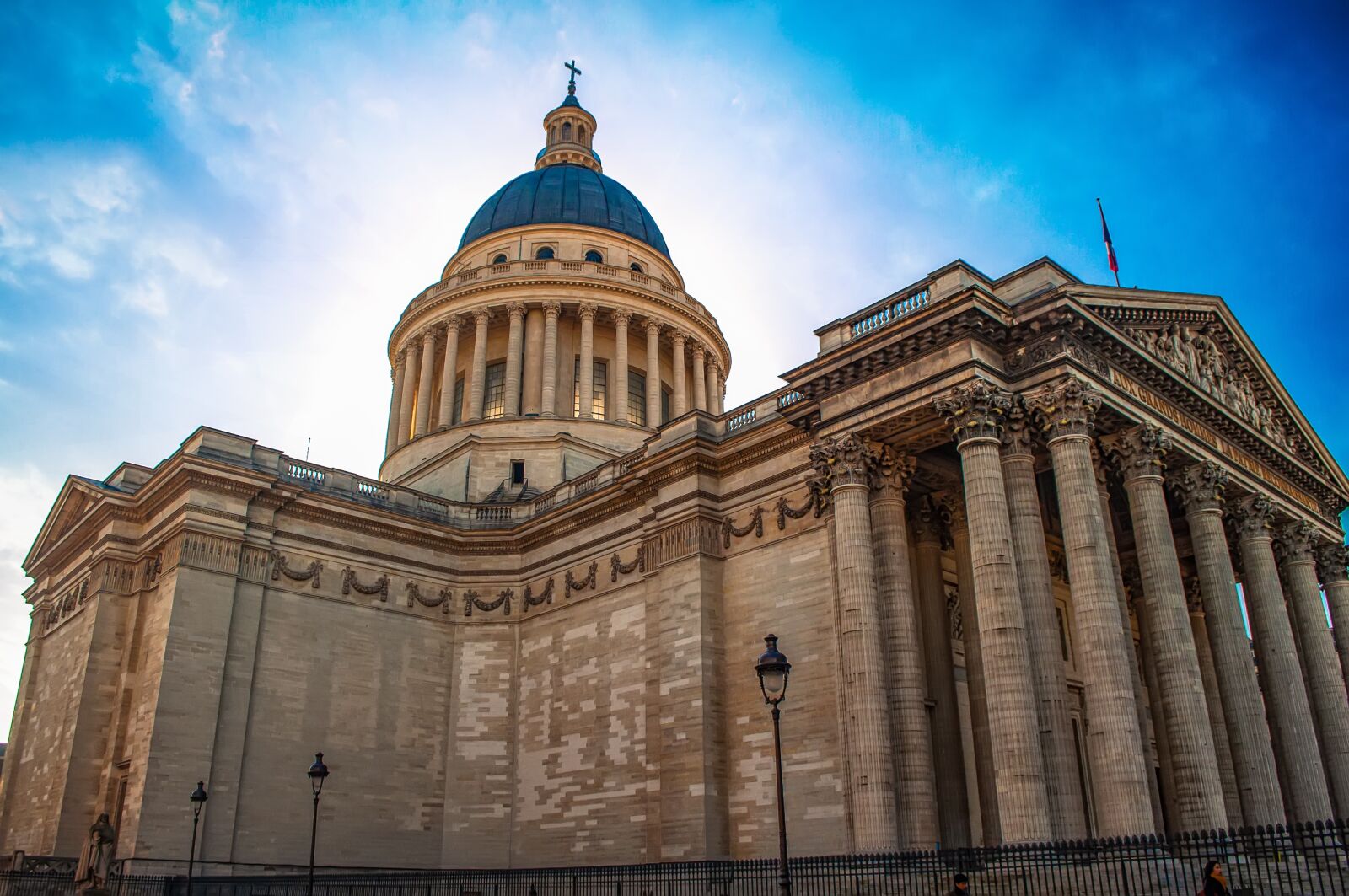 Nikon D90 sample photo. Paris, france, architecture photography