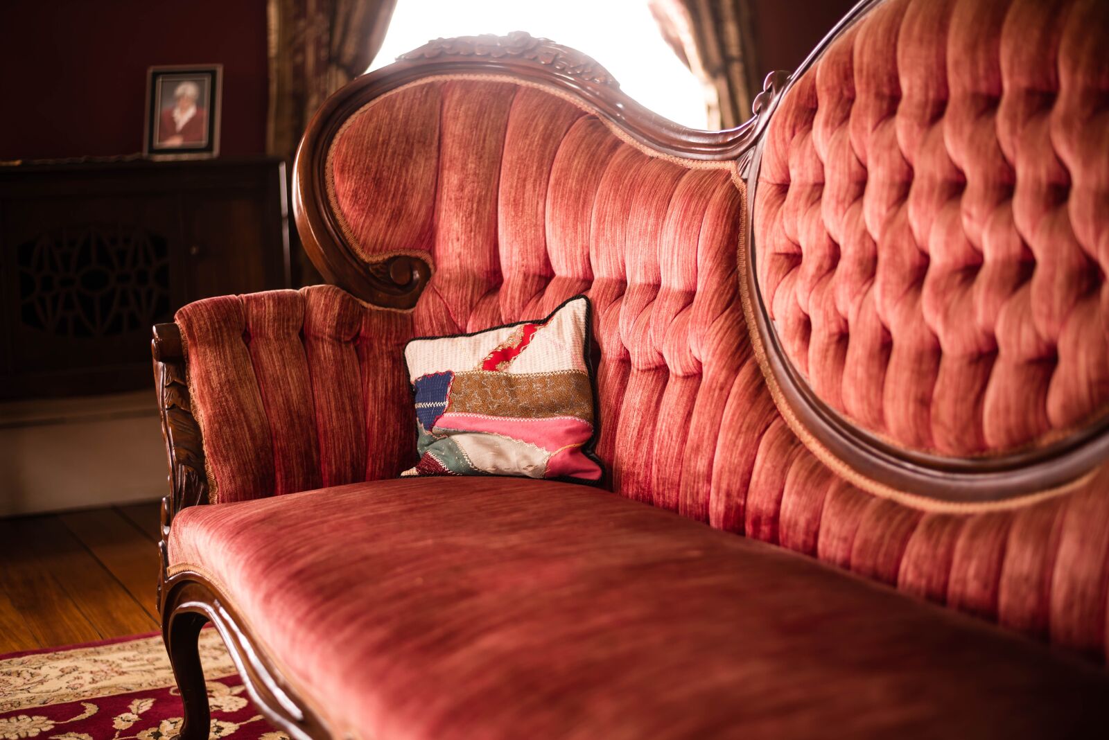Nikon D750 sample photo. Couch, historical home, lounge photography