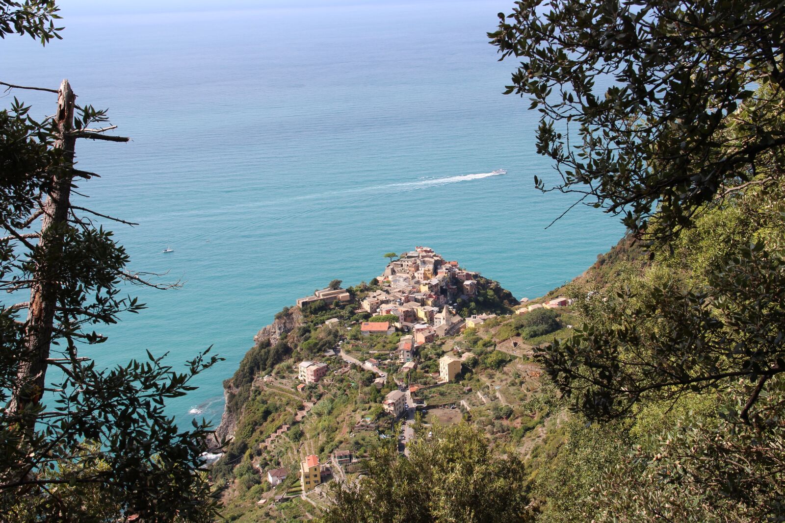 Canon EOS 600D (Rebel EOS T3i / EOS Kiss X5) sample photo. Italy, landscape, travel photography