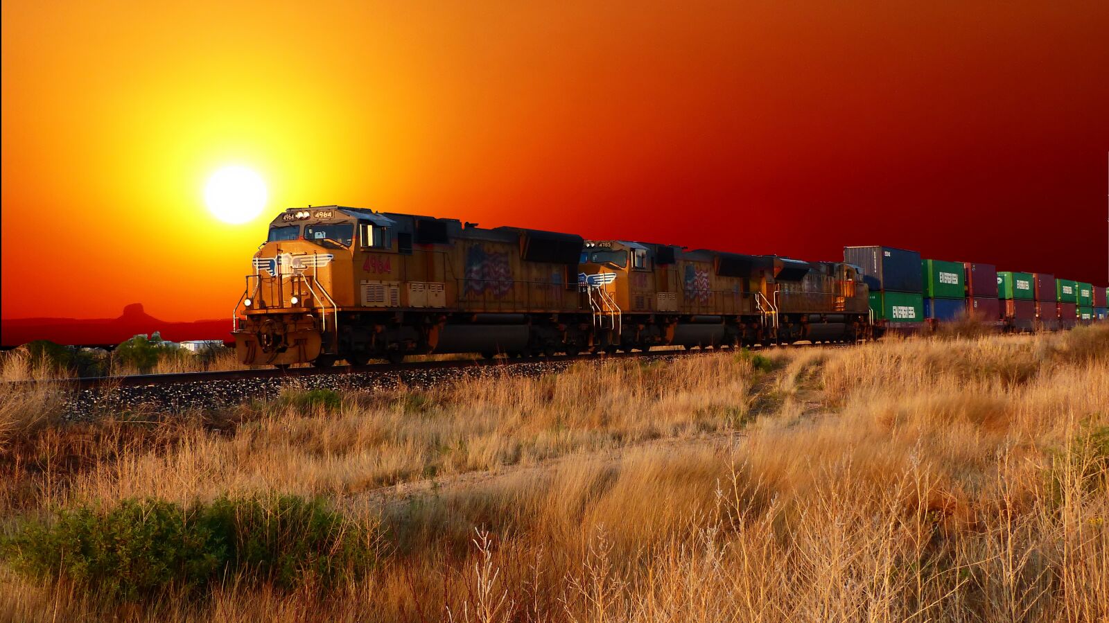 Panasonic Lumix DMC-FZ200 sample photo. Sunset, train, transport photography