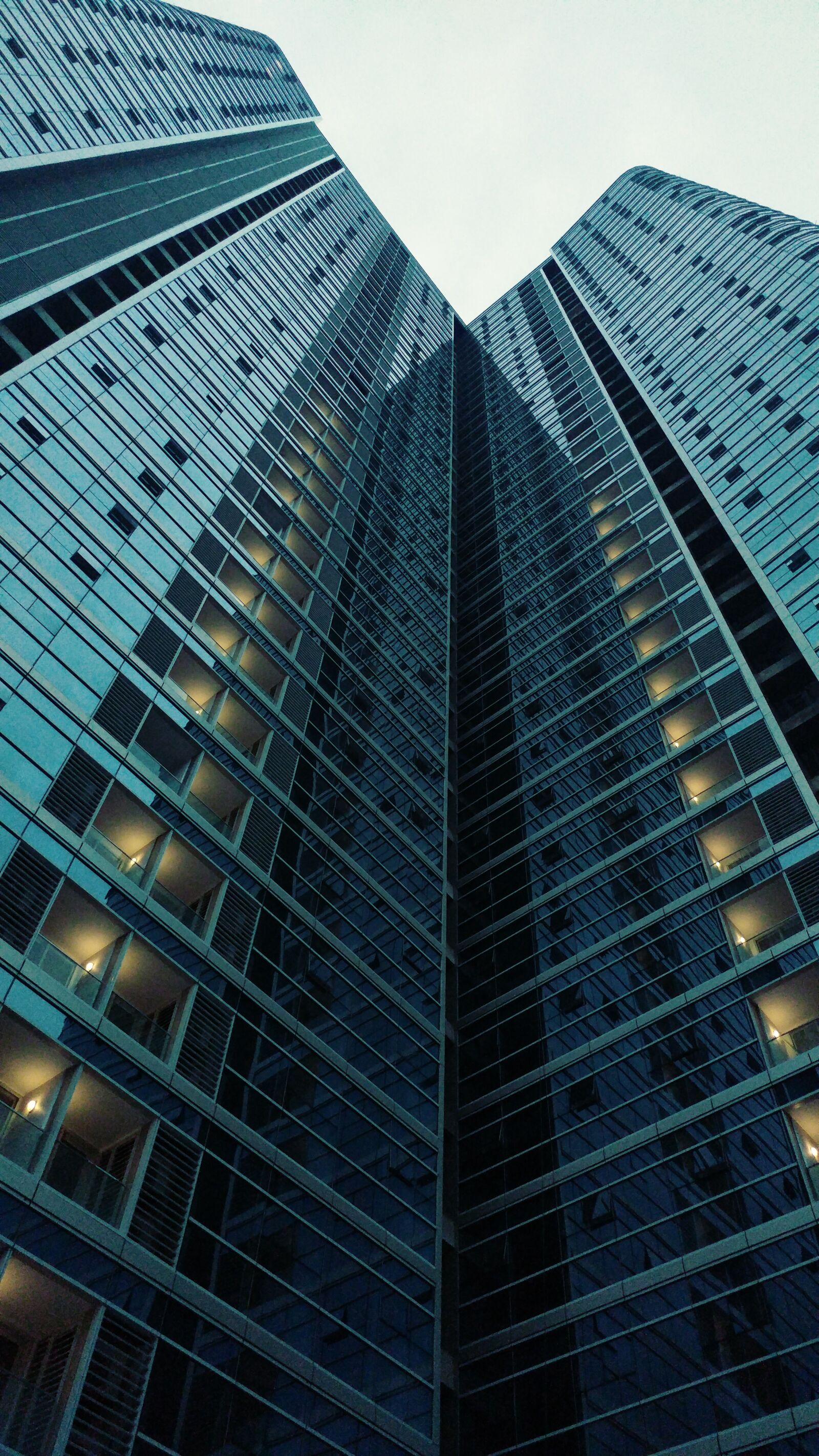 LG G5 sample photo. Facade, glass, wall photography